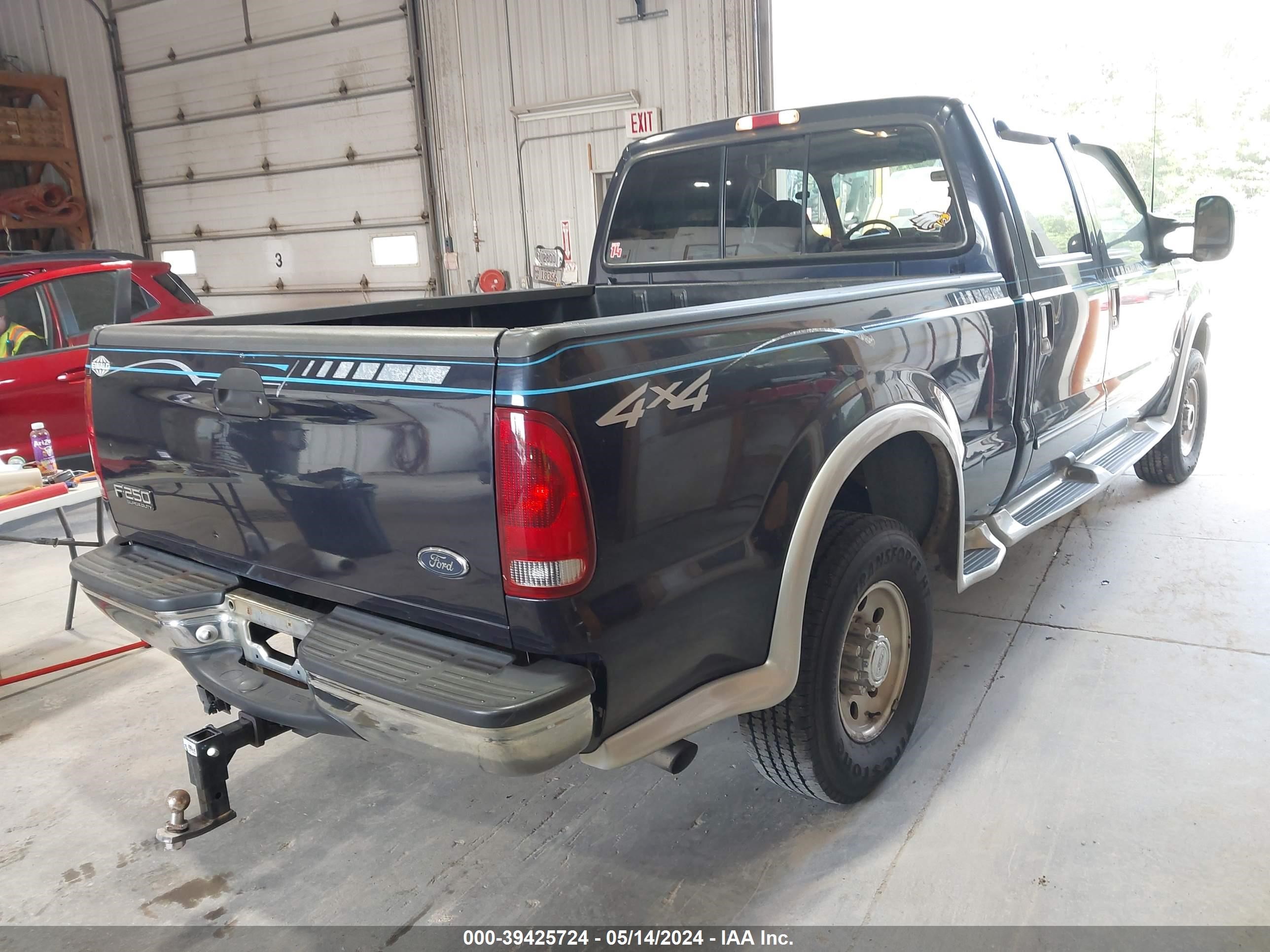 Photo 3 VIN: 1FTNW21L8YED95424 - FORD F250 