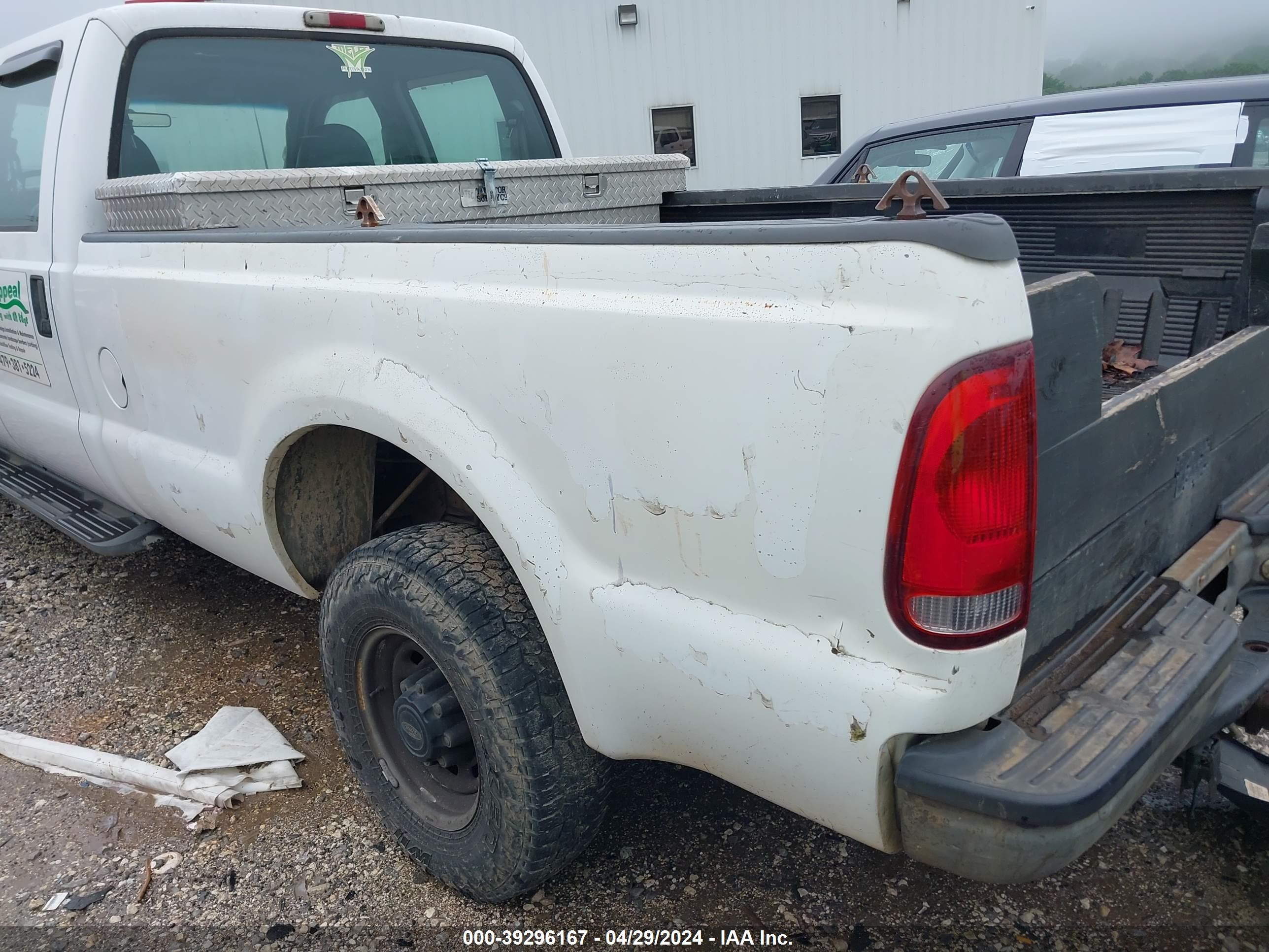 Photo 11 VIN: 1FTNW21L9YED66840 - FORD F250 