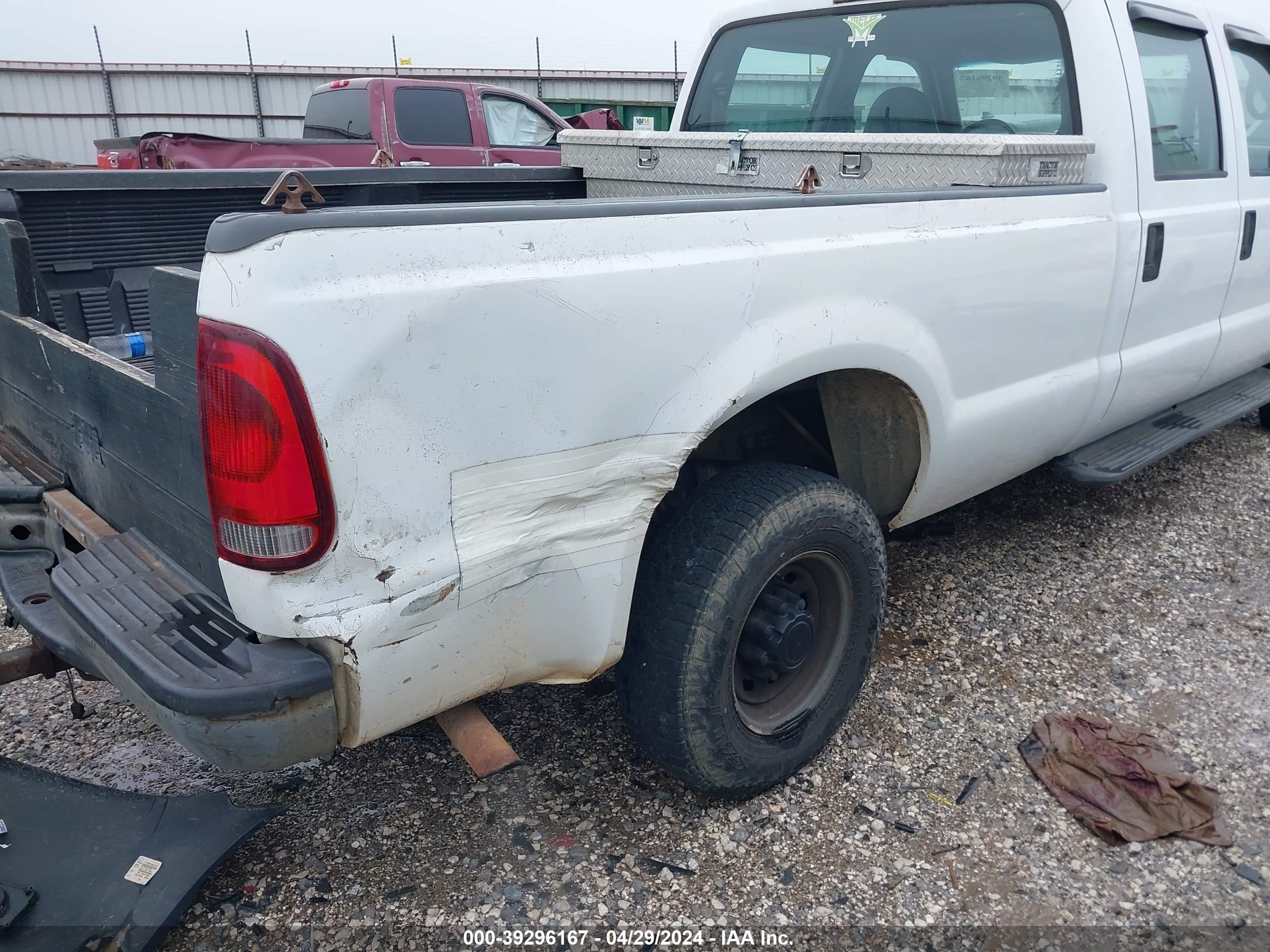 Photo 5 VIN: 1FTNW21L9YED66840 - FORD F250 