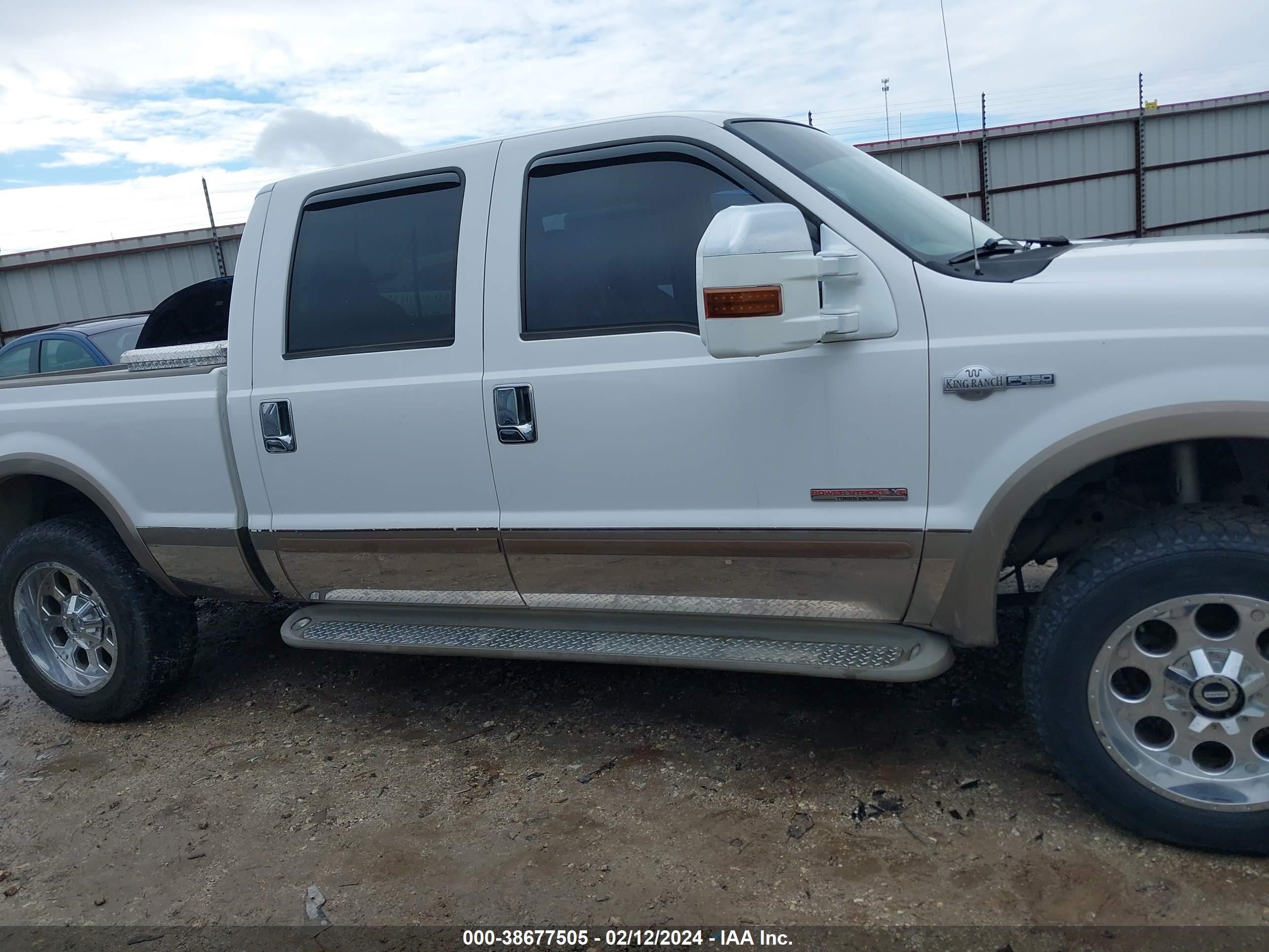 Photo 12 VIN: 1FTNW21P04EA52619 - FORD F250 