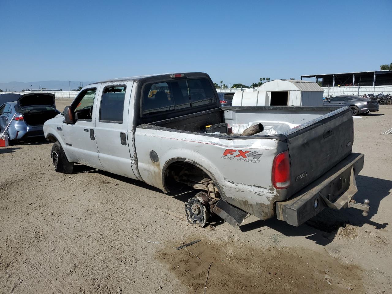 Photo 1 VIN: 1FTNW21P04EA80033 - FORD F250 