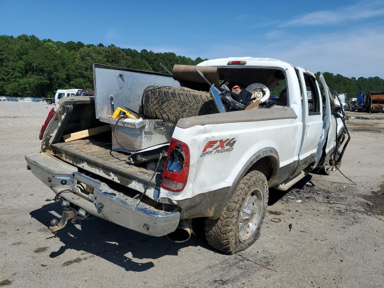 Photo 3 VIN: 1FTNW21P14EA39572 - FORD F250 