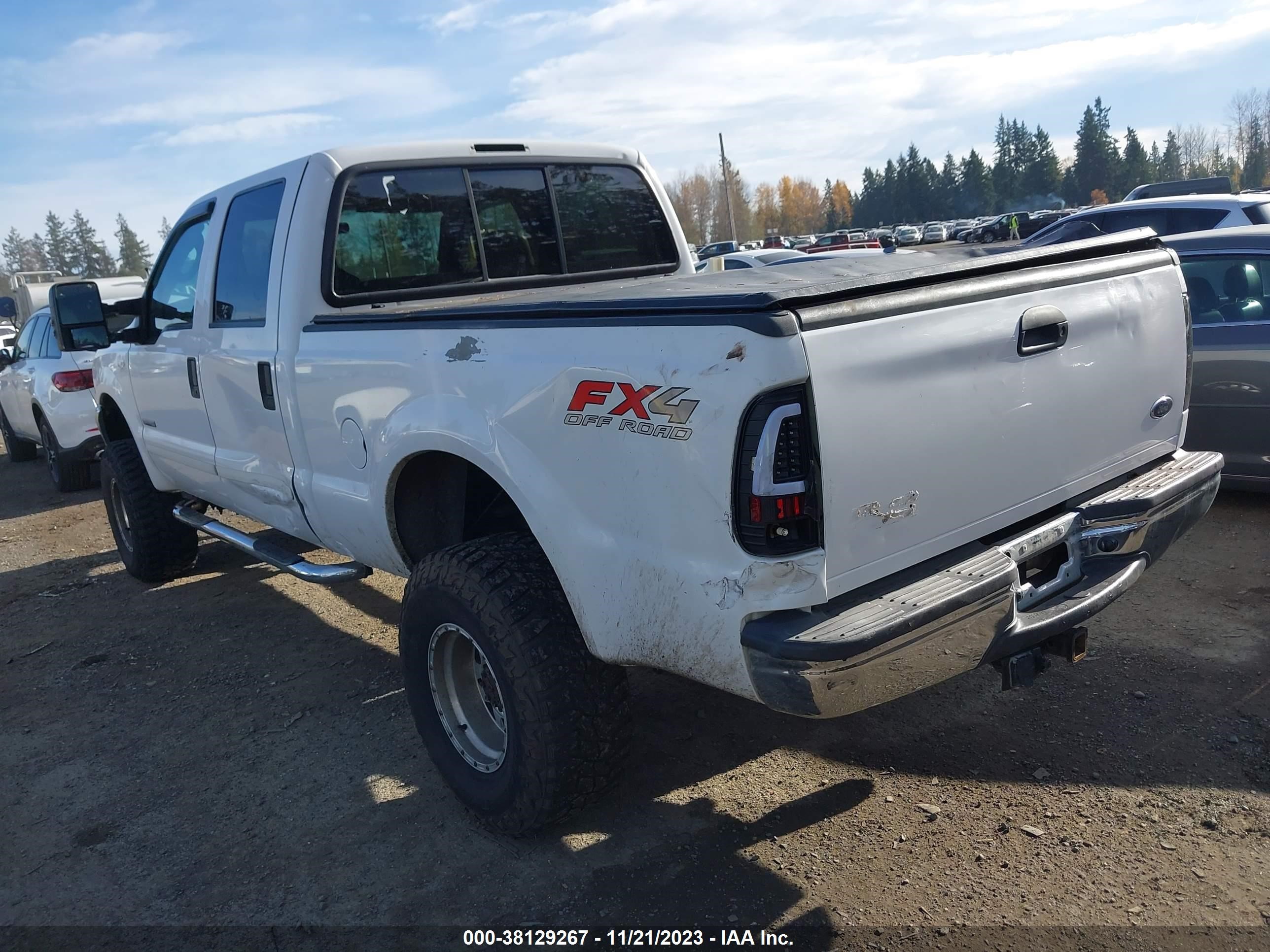 Photo 2 VIN: 1FTNW21P73ED79212 - FORD F250 