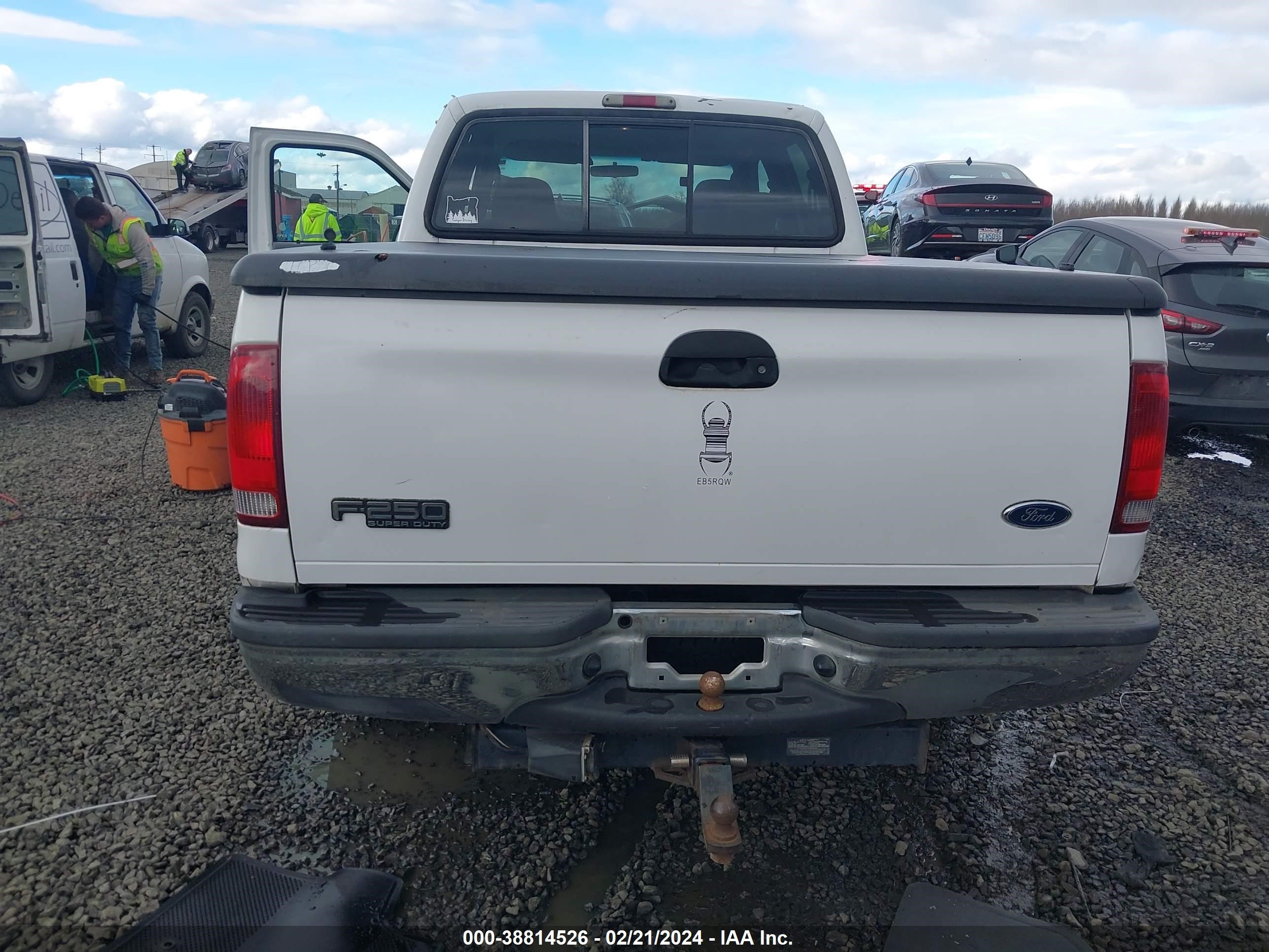 Photo 15 VIN: 1FTNW21PX4EC35834 - FORD F250 