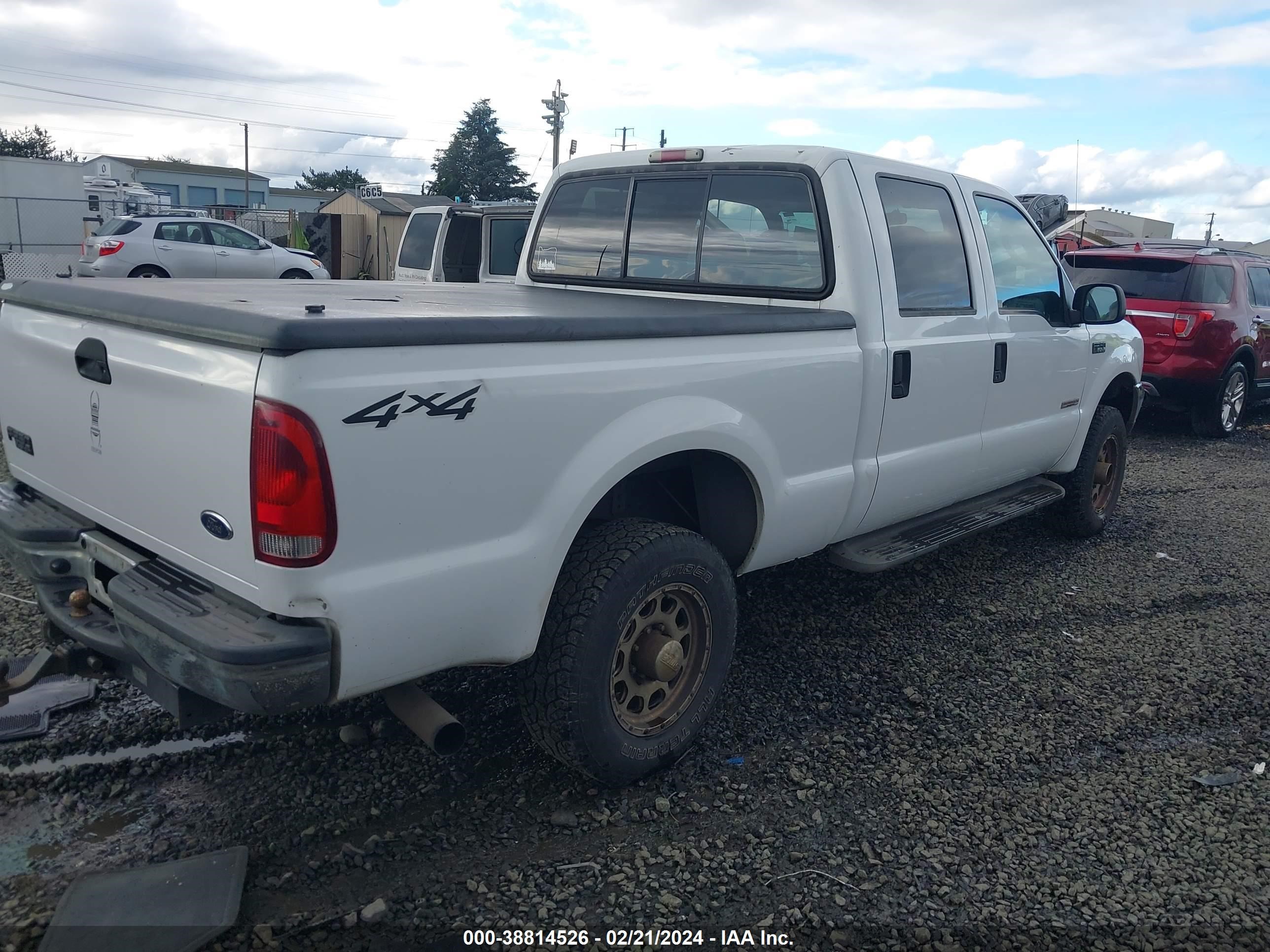 Photo 3 VIN: 1FTNW21PX4EC35834 - FORD F250 