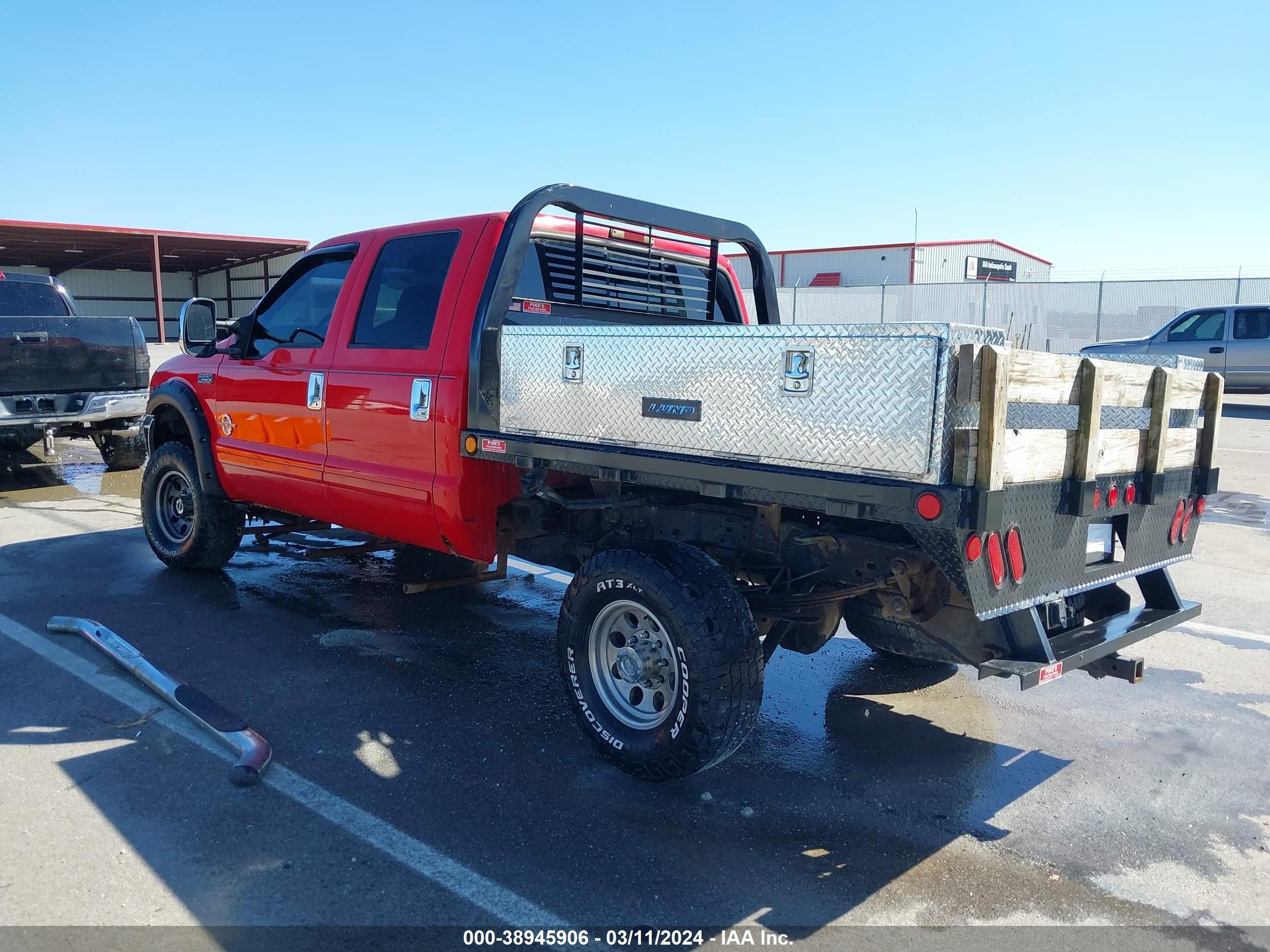 Photo 2 VIN: 1FTNW21S01ED34517 - FORD F250 