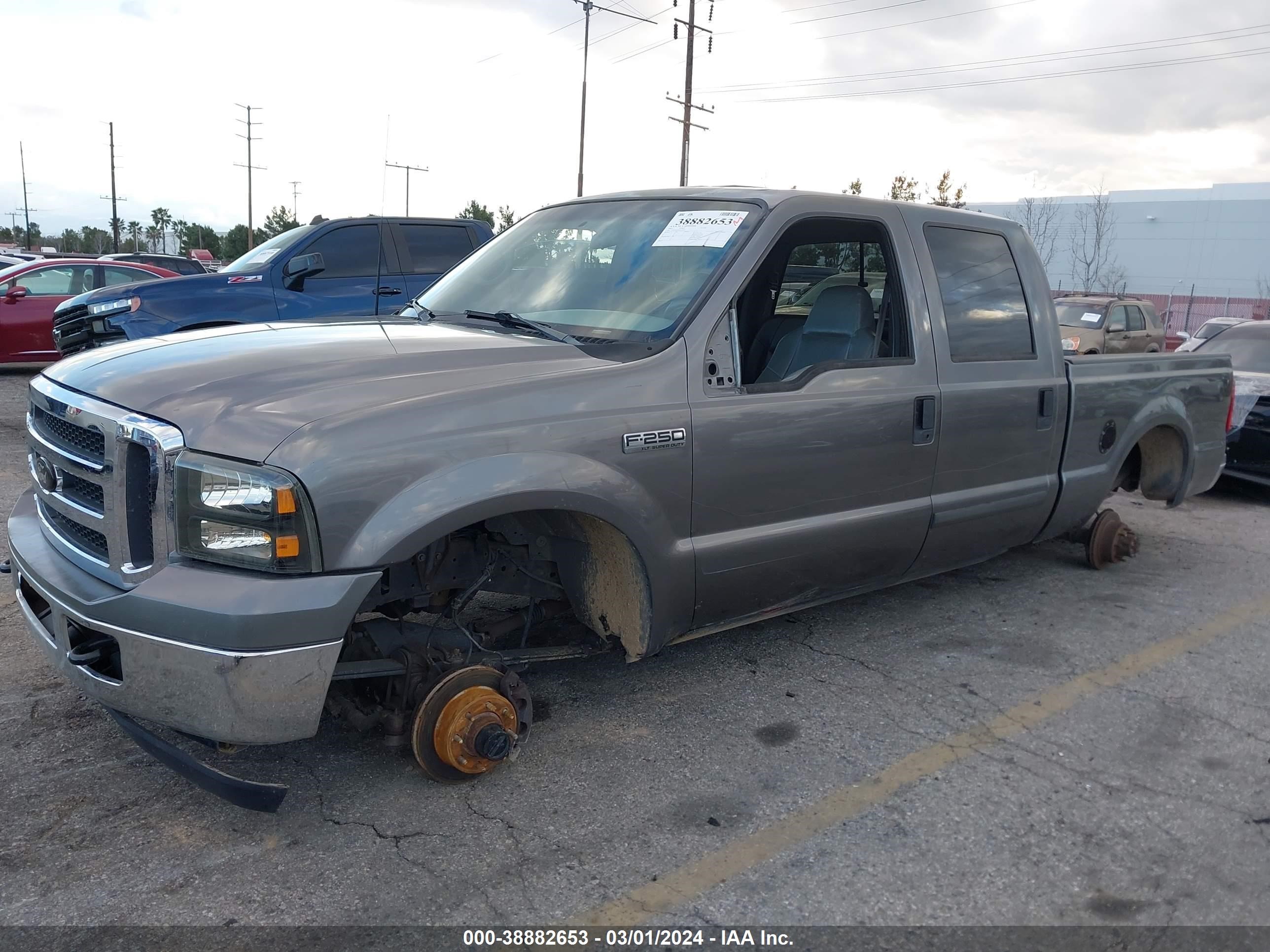 Photo 1 VIN: 1FTNW21S02EC29056 - FORD F250 