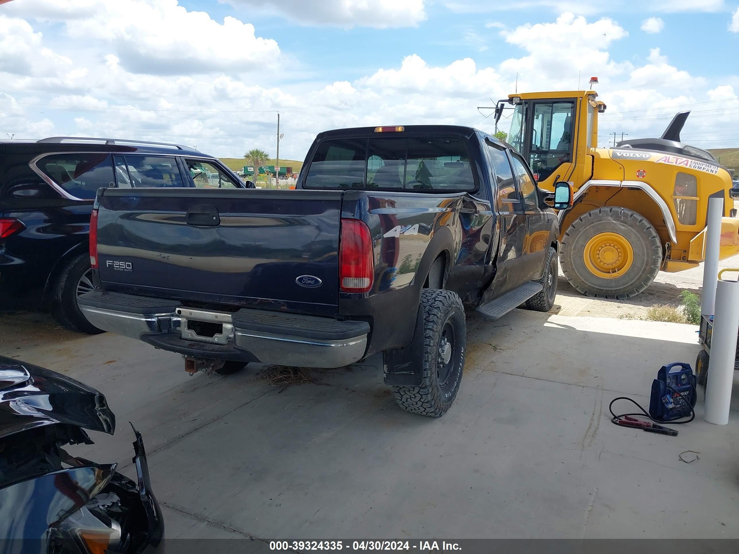 Photo 3 VIN: 1FTNW21S0XED49852 - FORD F250 