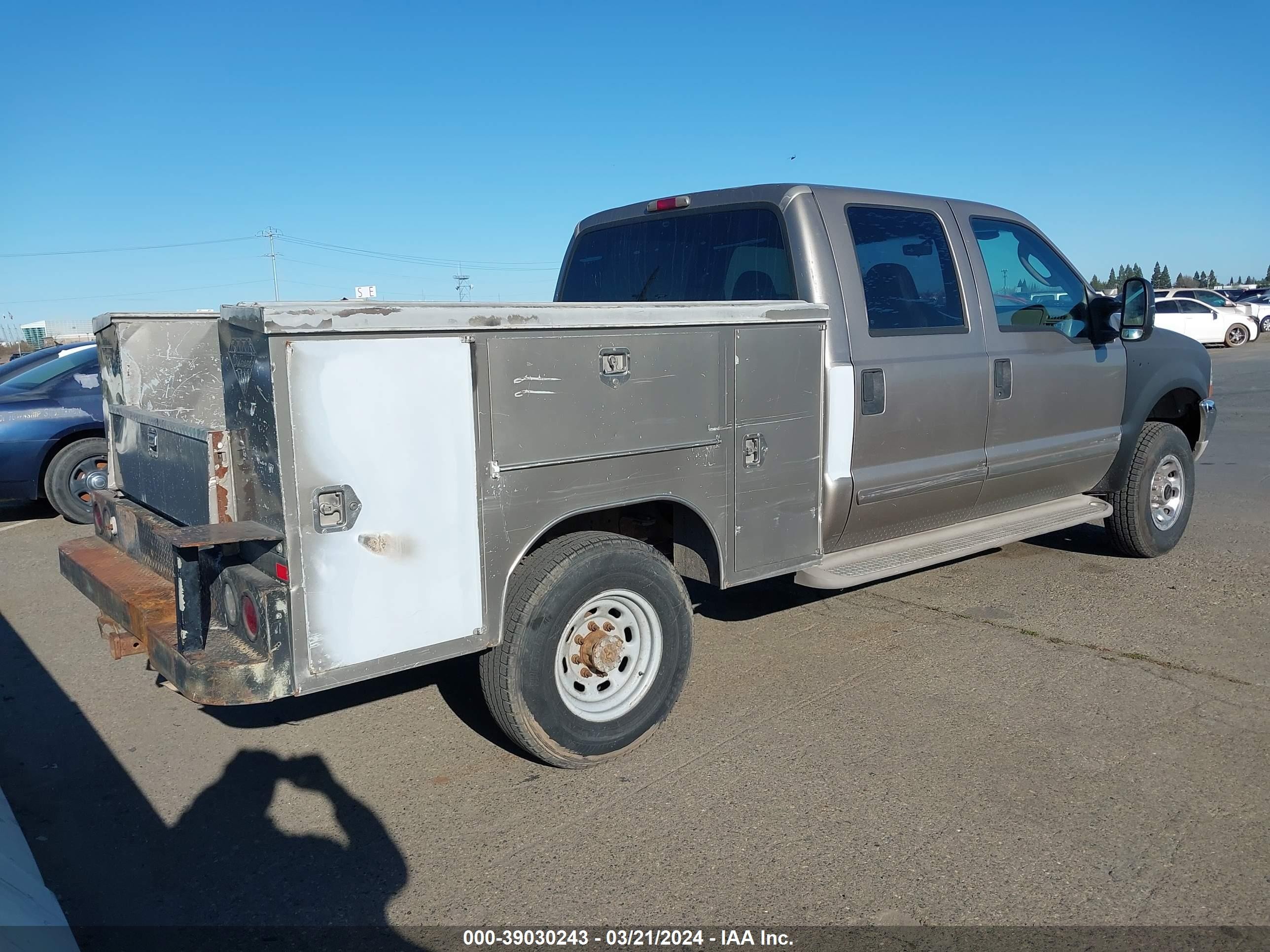 Photo 3 VIN: 1FTNW21S13EB77020 - FORD F250 