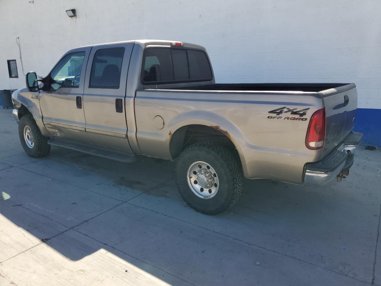 Photo 1 VIN: 1FTNW21S22EB15639 - FORD F250 