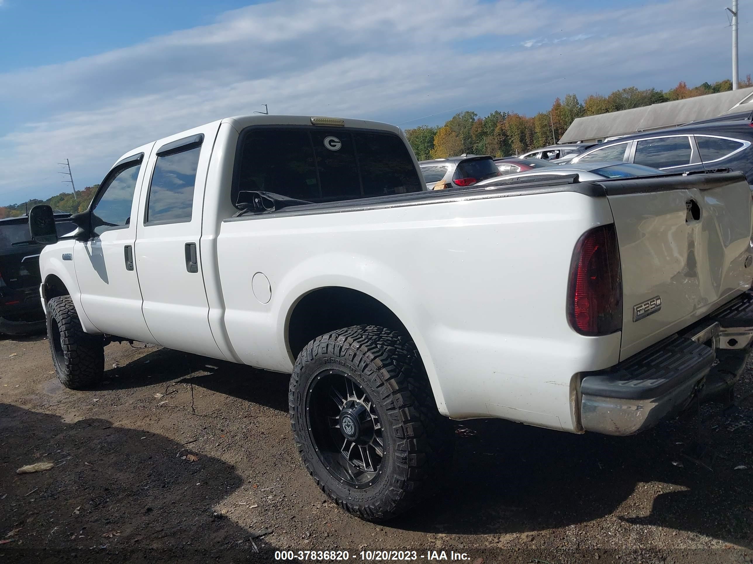 Photo 2 VIN: 1FTNW21S31EA67342 - FORD F250 