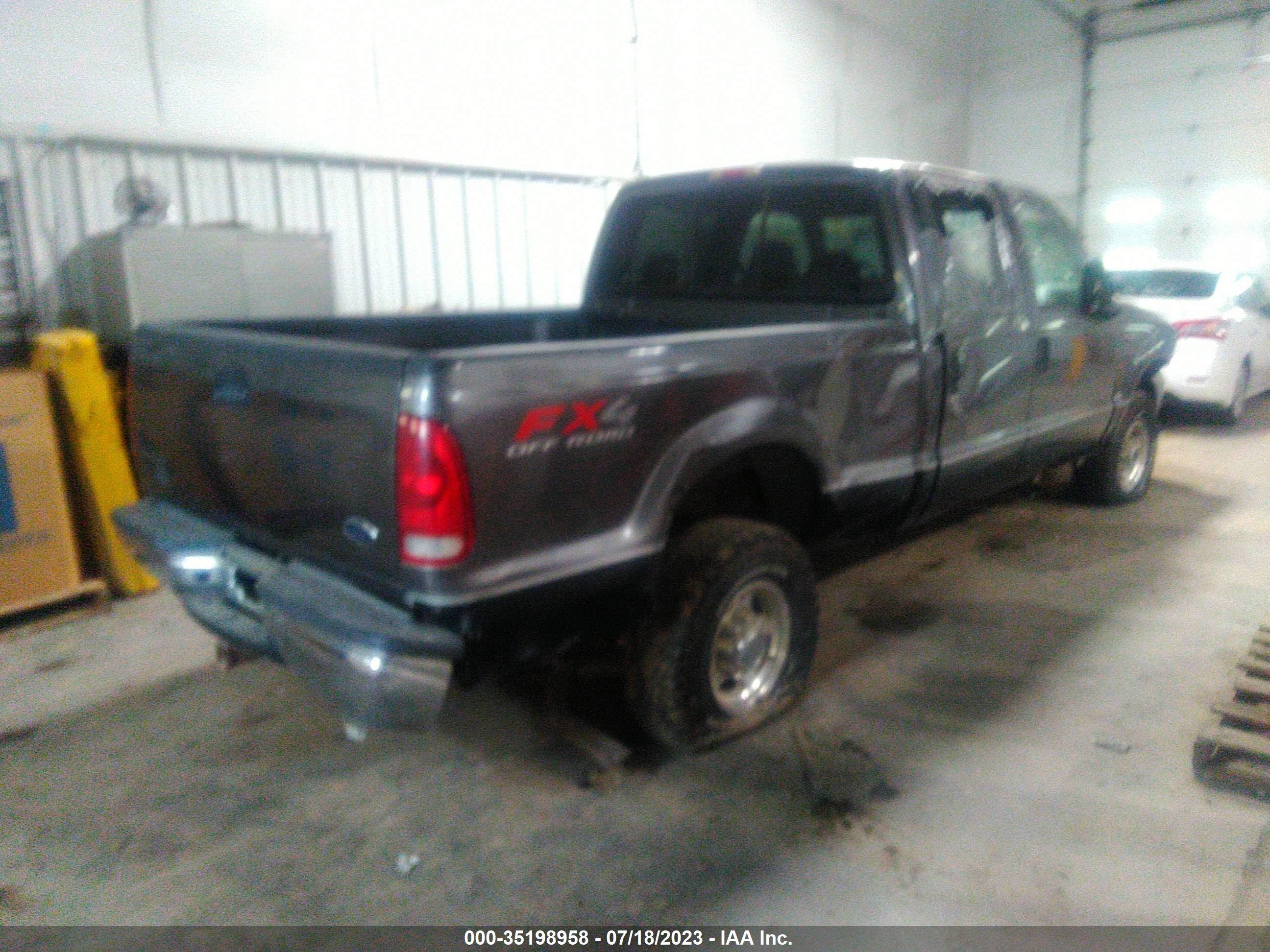 Photo 3 VIN: 1FTNW21S34EA94903 - FORD F250 