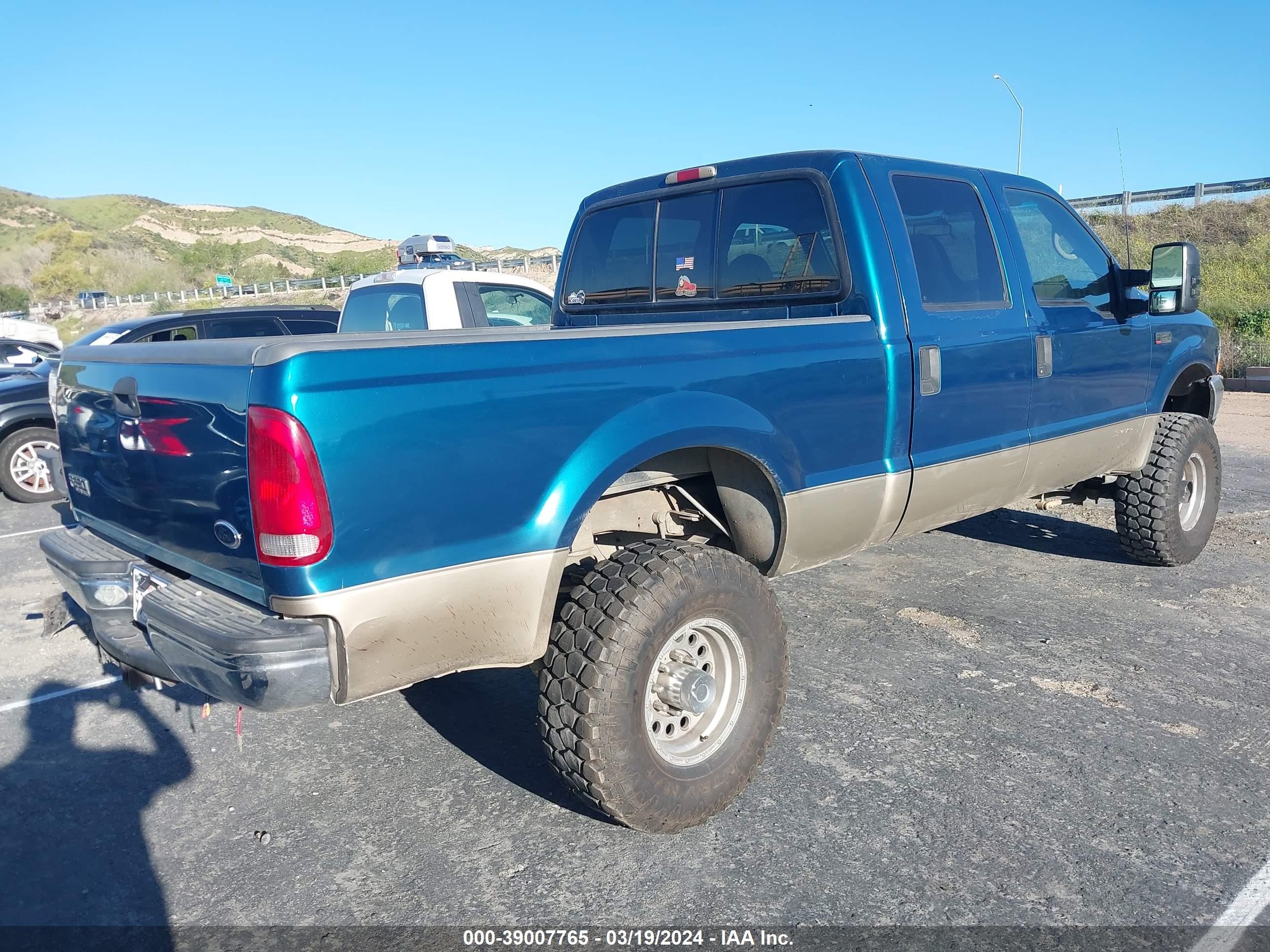 Photo 3 VIN: 1FTNW21S6YED35746 - FORD F250 