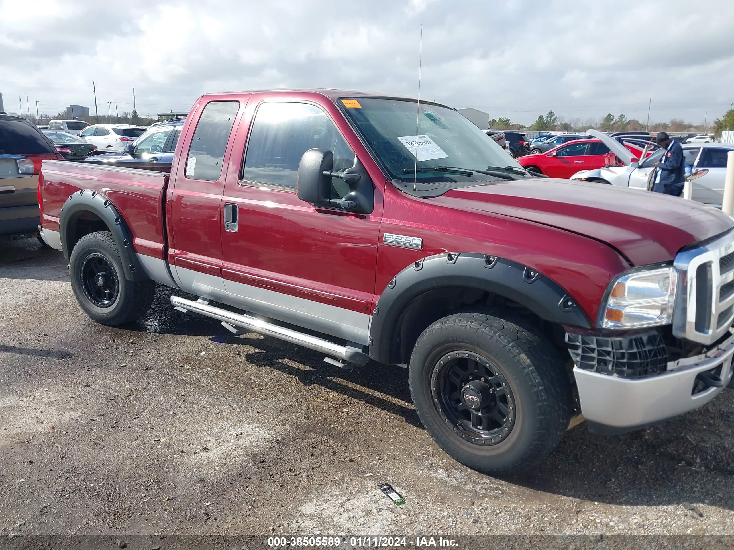 Photo 12 VIN: 1FTNX20585EB62817 - FORD F250 