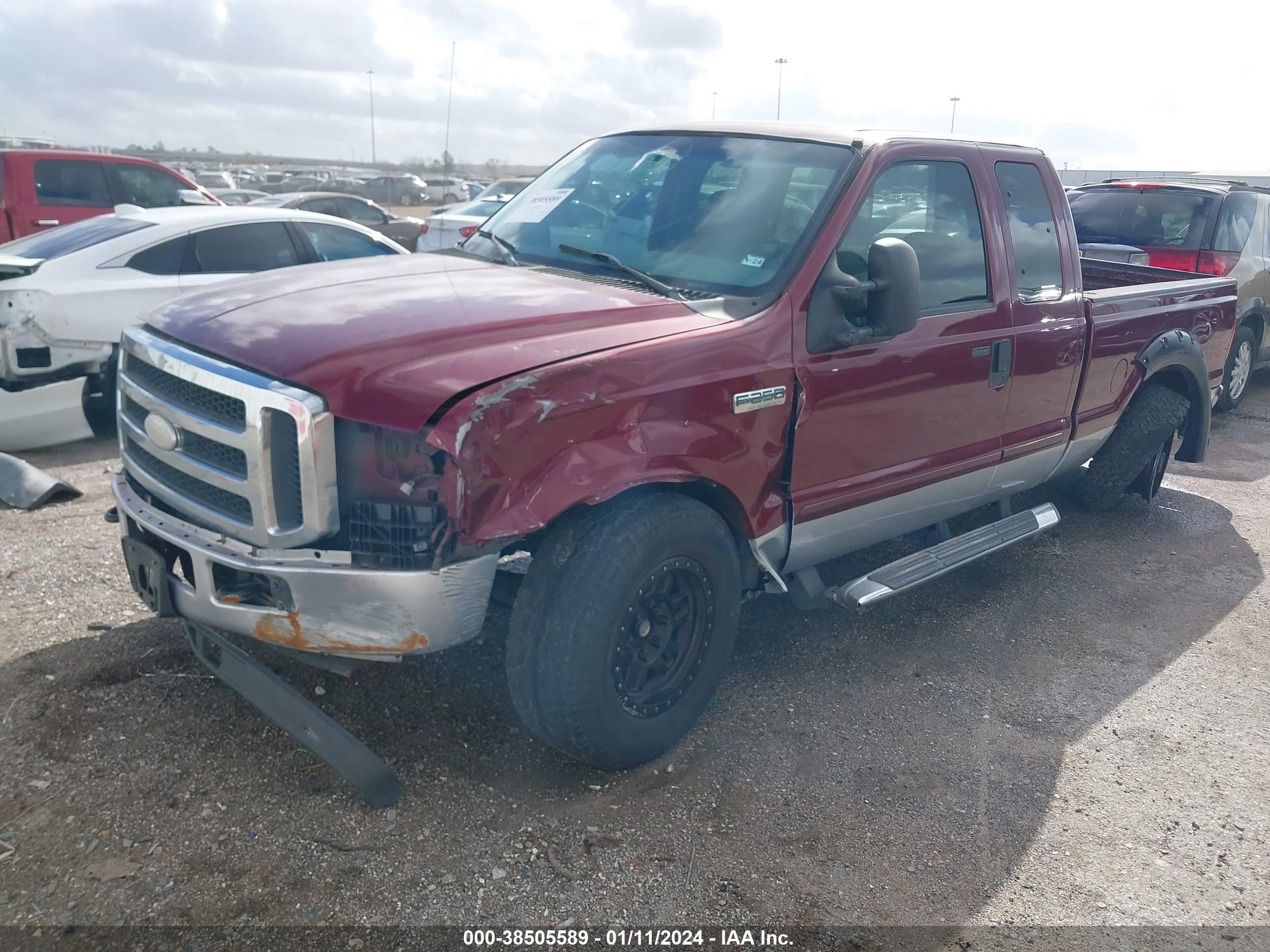 Photo 5 VIN: 1FTNX20585EB62817 - FORD F250 