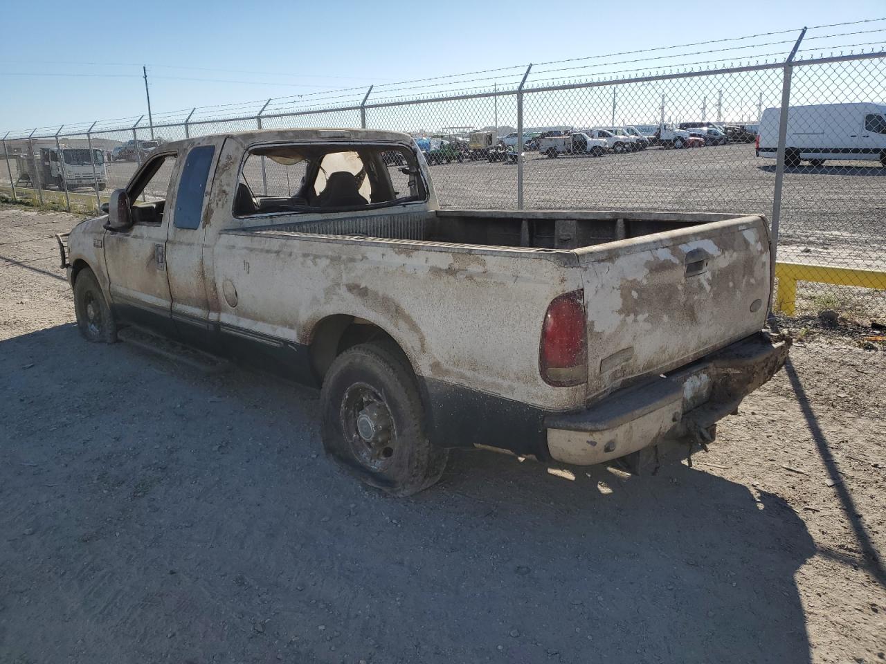 Photo 1 VIN: 1FTNX20F3XEB51543 - FORD F250 