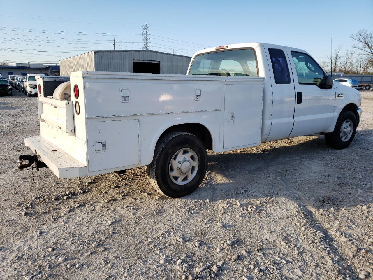 Photo 2 VIN: 1FTNX20F42ED68253 - FORD F250 