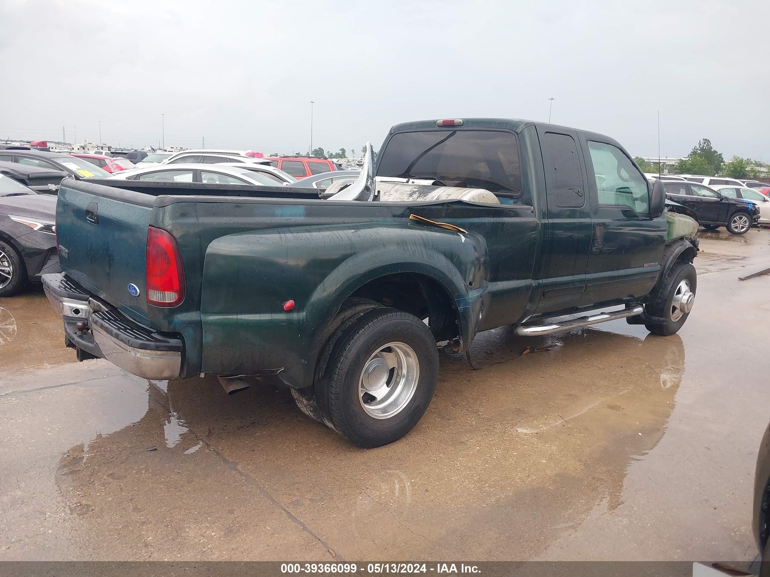 Photo 3 VIN: 1FTNX20F51EB20231 - FORD F250 