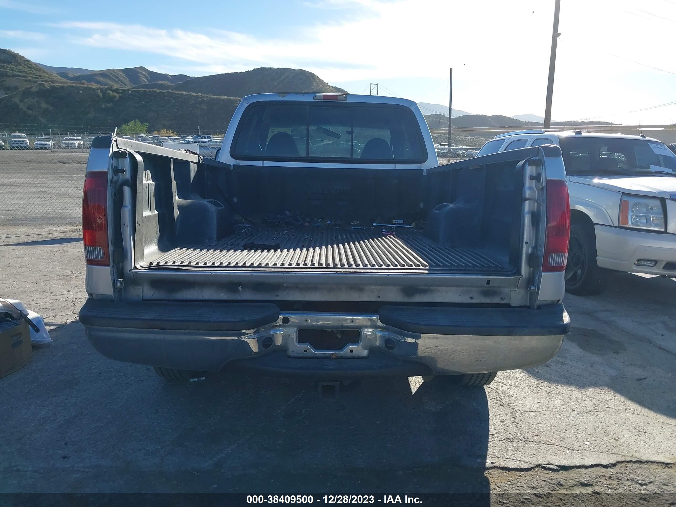 Photo 15 VIN: 1FTNX20FX1EA55321 - FORD F250 