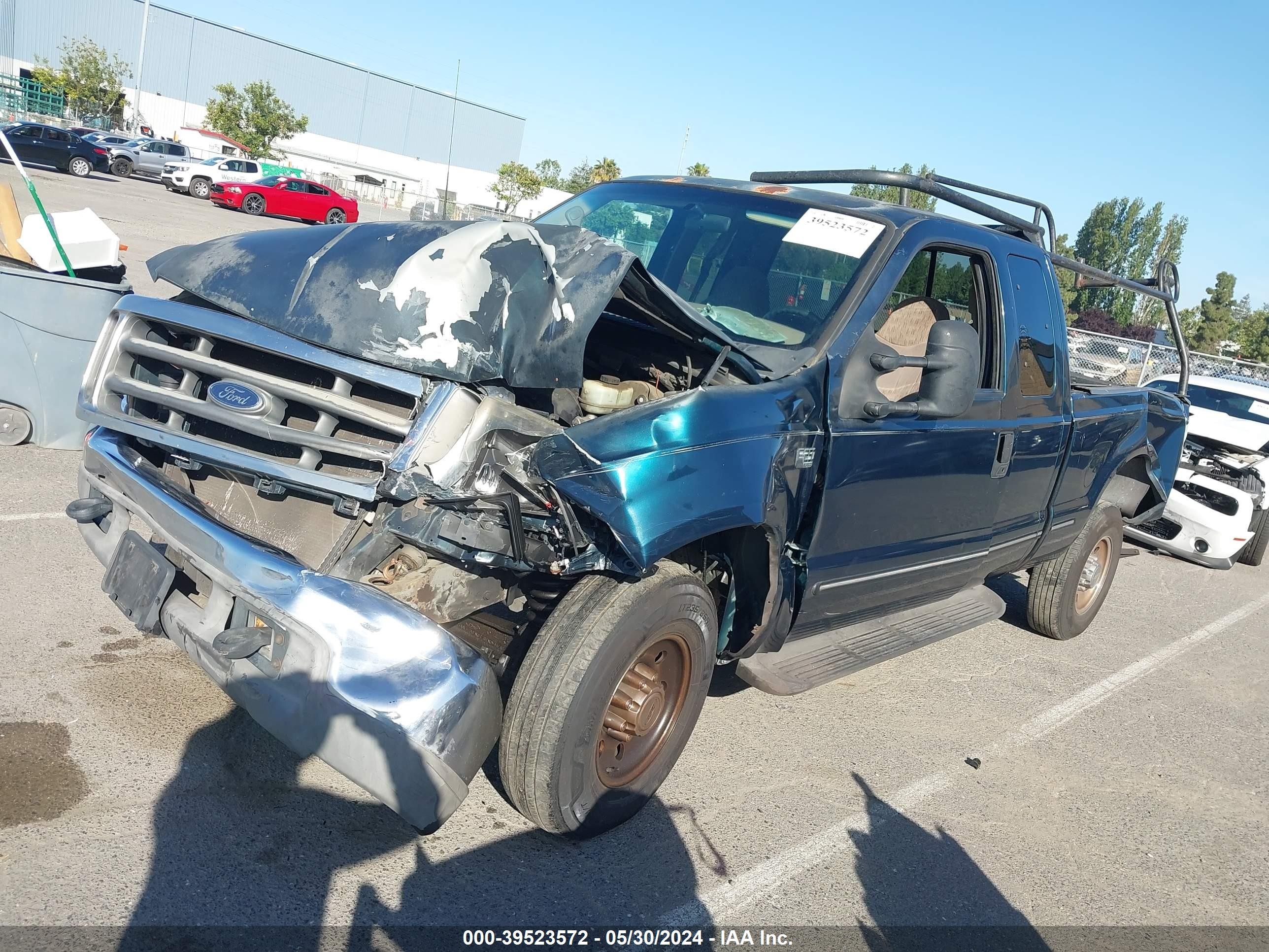 Photo 1 VIN: 1FTNX20L4XEA89043 - FORD F250 