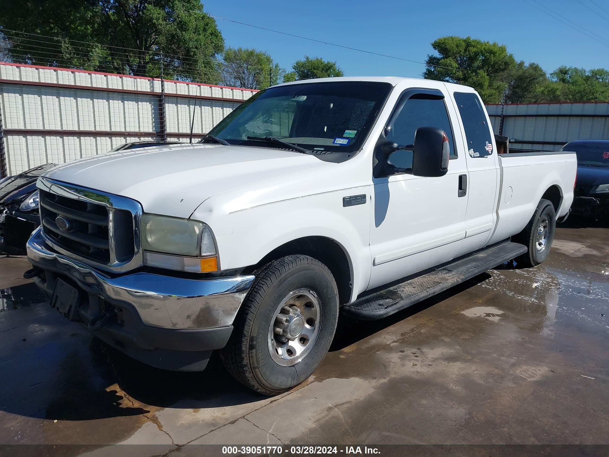 Photo 1 VIN: 1FTNX20L83EB85042 - FORD F250 