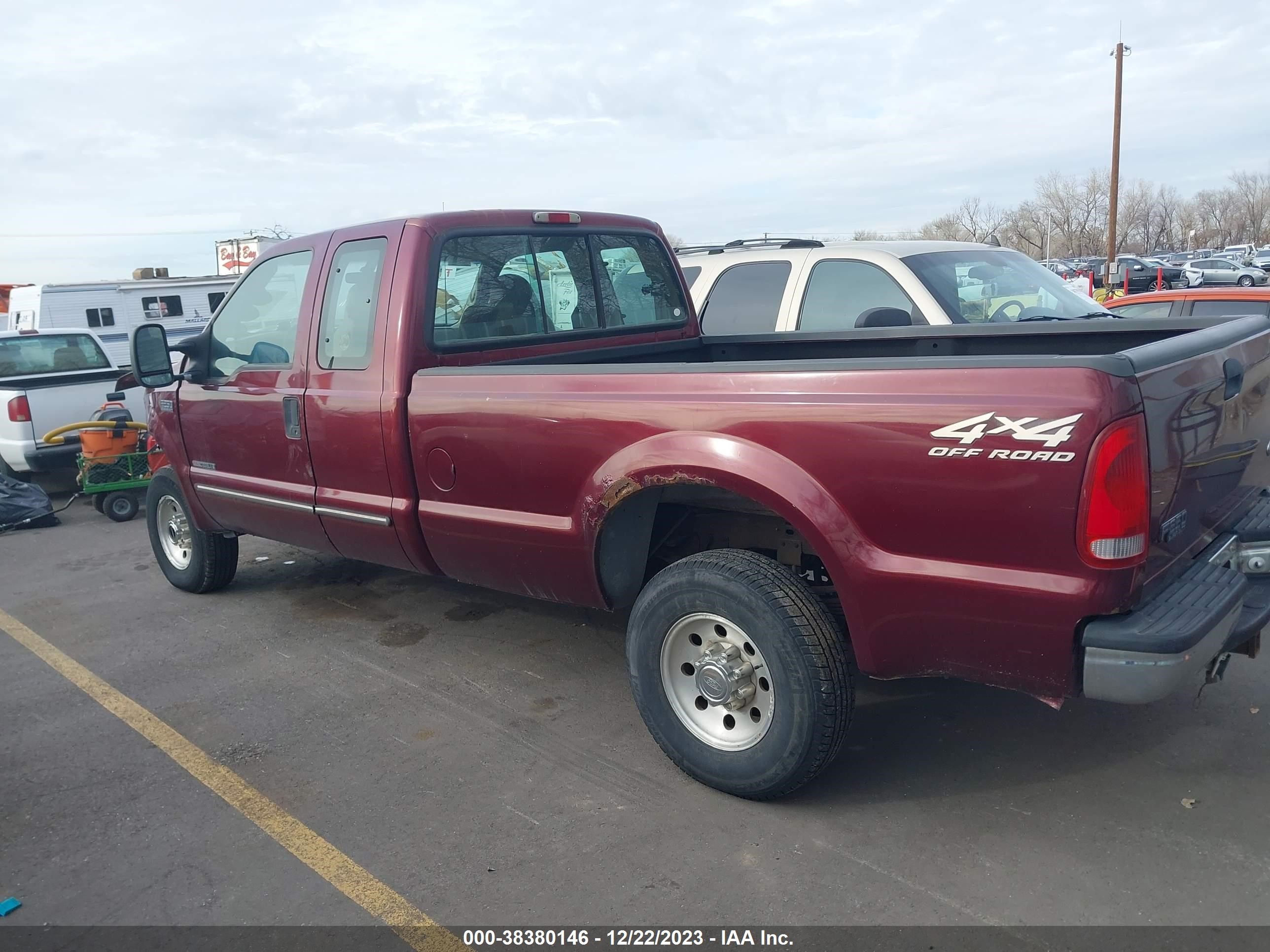 Photo 2 VIN: 1FTNX21F2YED59347 - FORD F250 