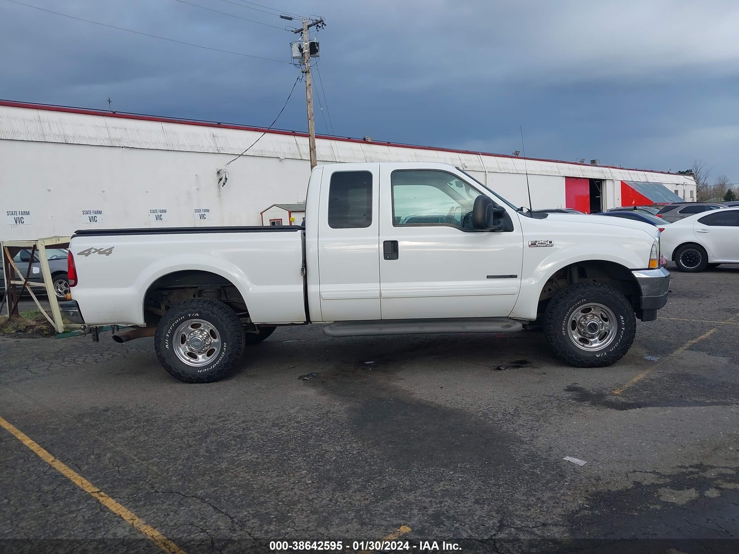 Photo 11 VIN: 1FTNX21F32ED06440 - FORD F250 