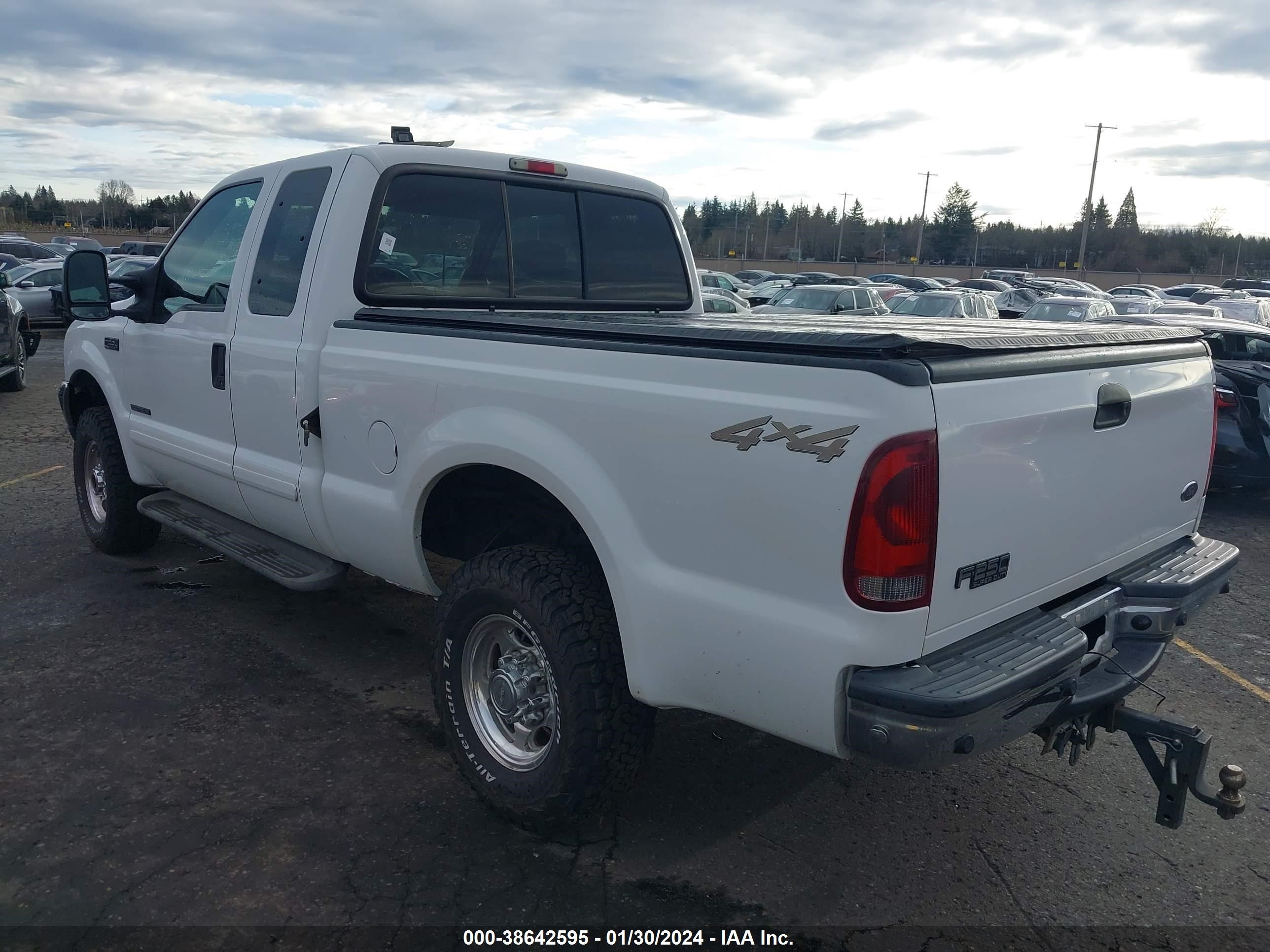 Photo 2 VIN: 1FTNX21F32ED06440 - FORD F250 