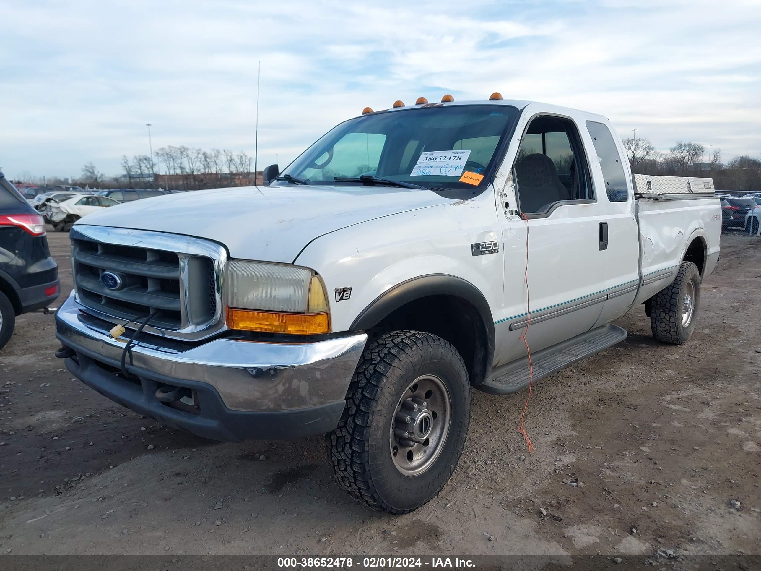 Photo 1 VIN: 1FTNX21F3XEB28102 - FORD F250 