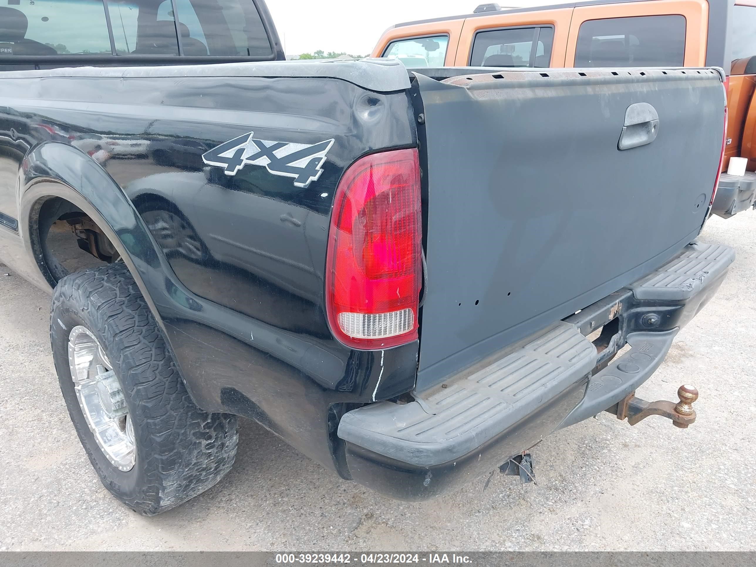 Photo 12 VIN: 1FTNX21F42EC61427 - FORD F250 