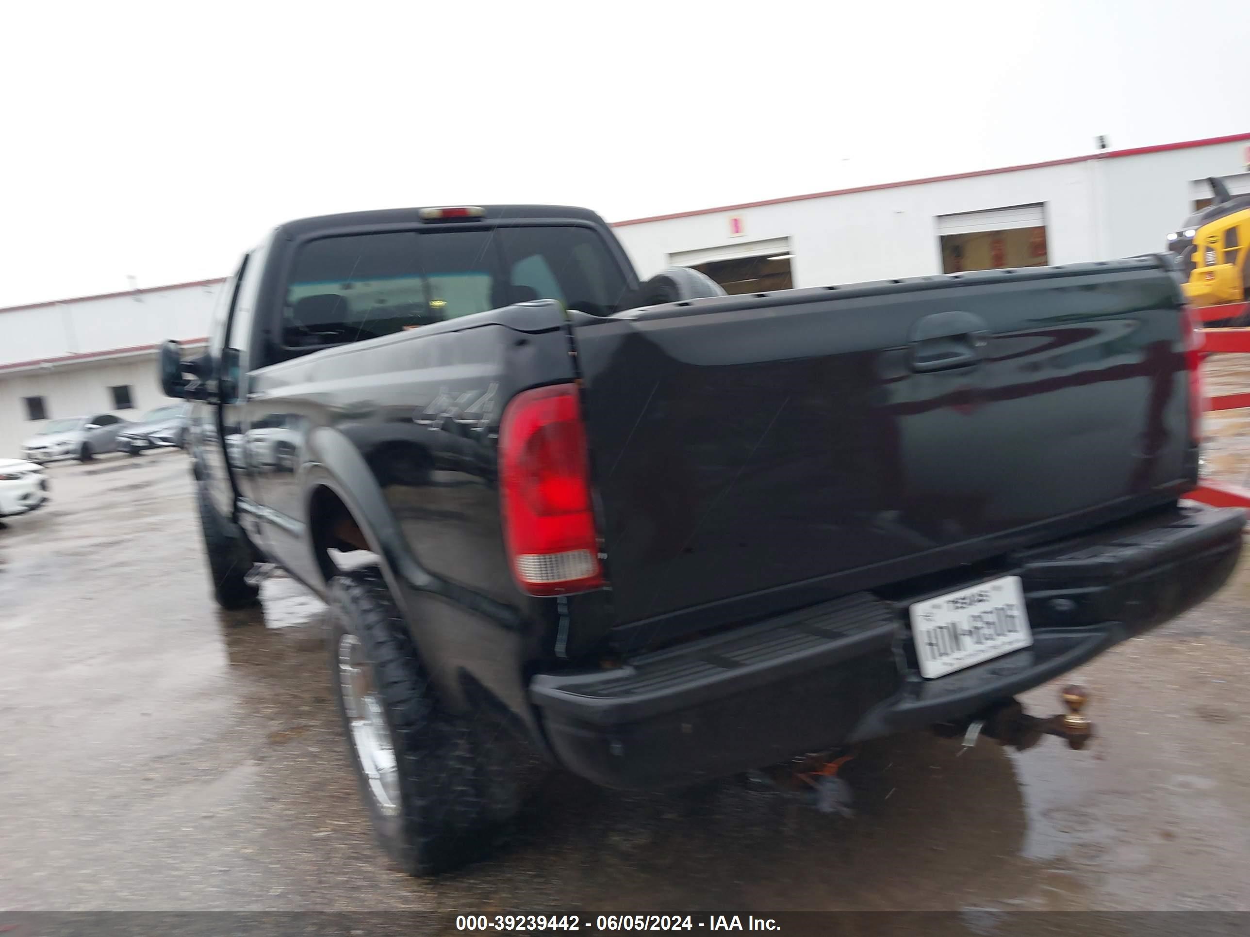 Photo 2 VIN: 1FTNX21F42EC61427 - FORD F250 