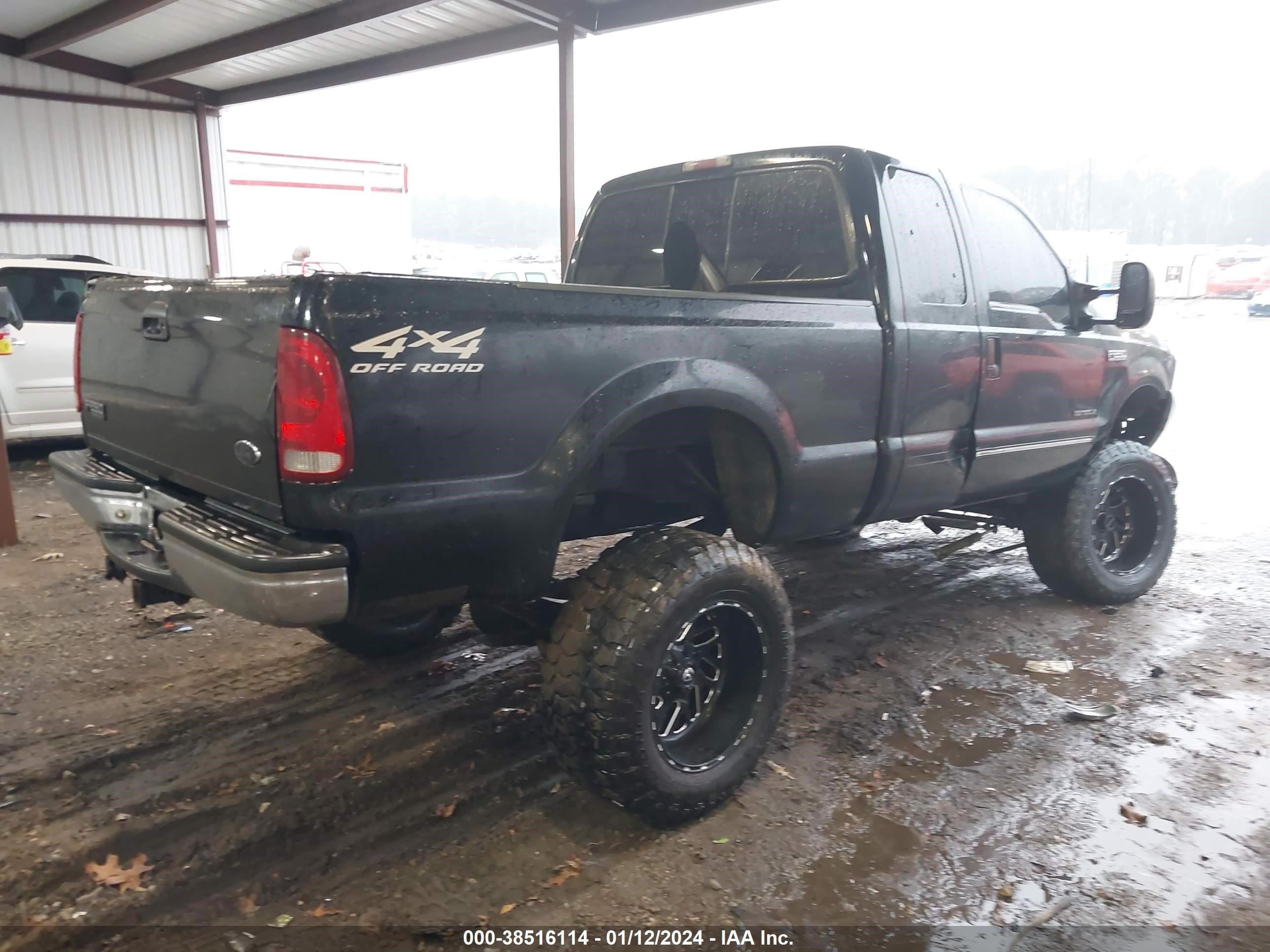 Photo 3 VIN: 1FTNX21F4YEE37711 - FORD F250 