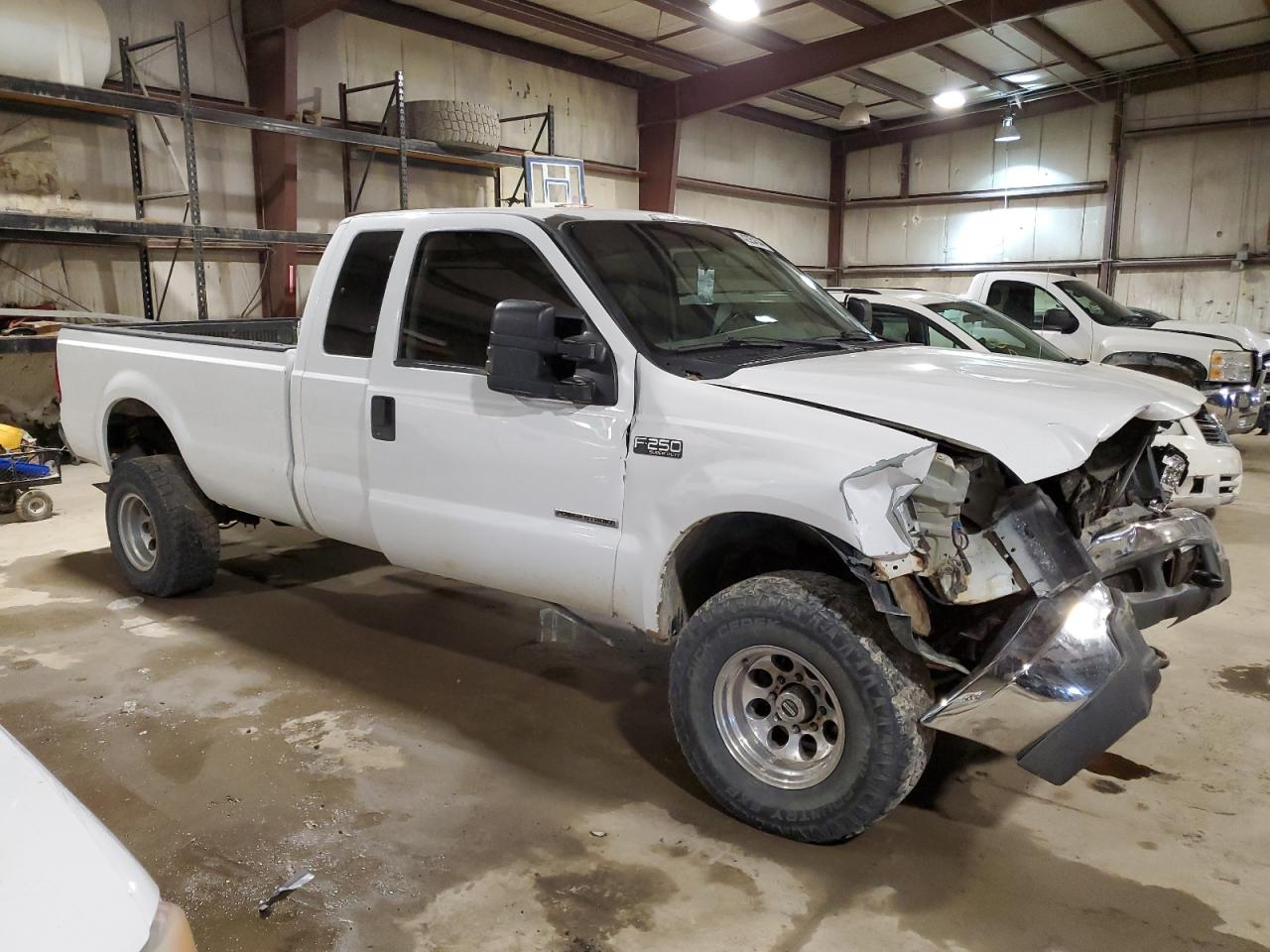 Photo 3 VIN: 1FTNX21F5XEE69470 - FORD F250 