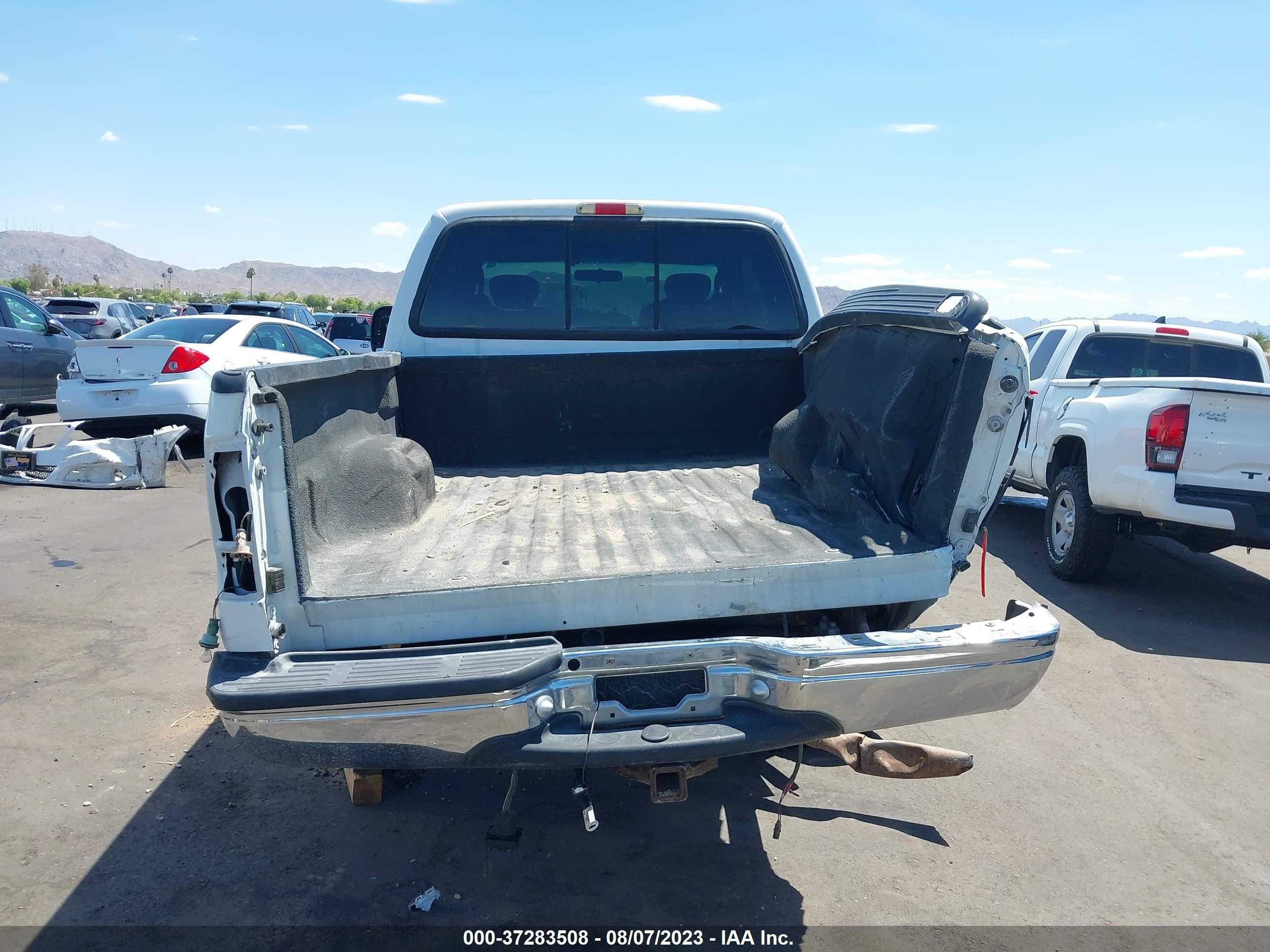 Photo 16 VIN: 1FTNX21F73EA48506 - FORD F250 