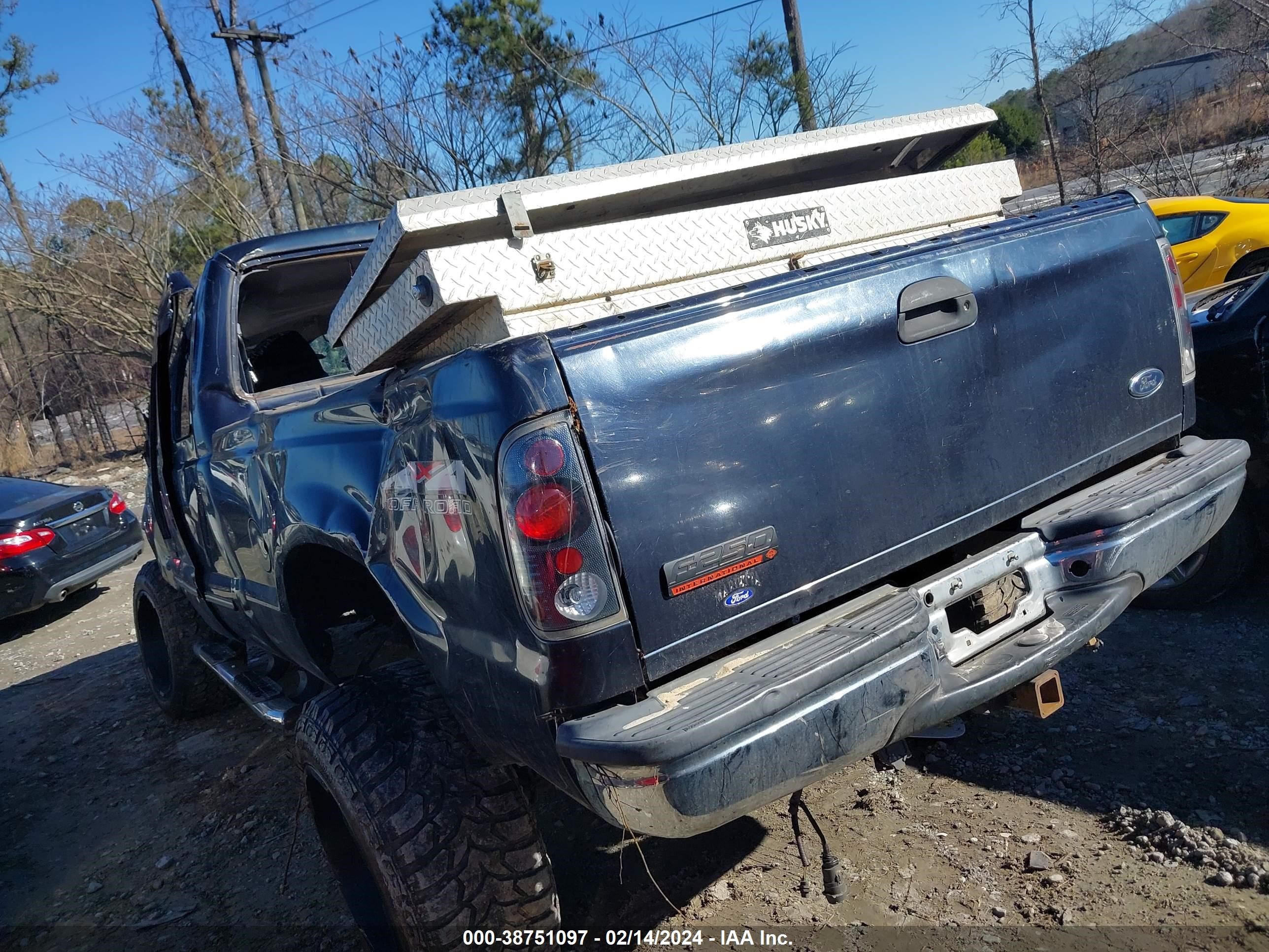 Photo 2 VIN: 1FTNX21F9XEE44569 - FORD F250 