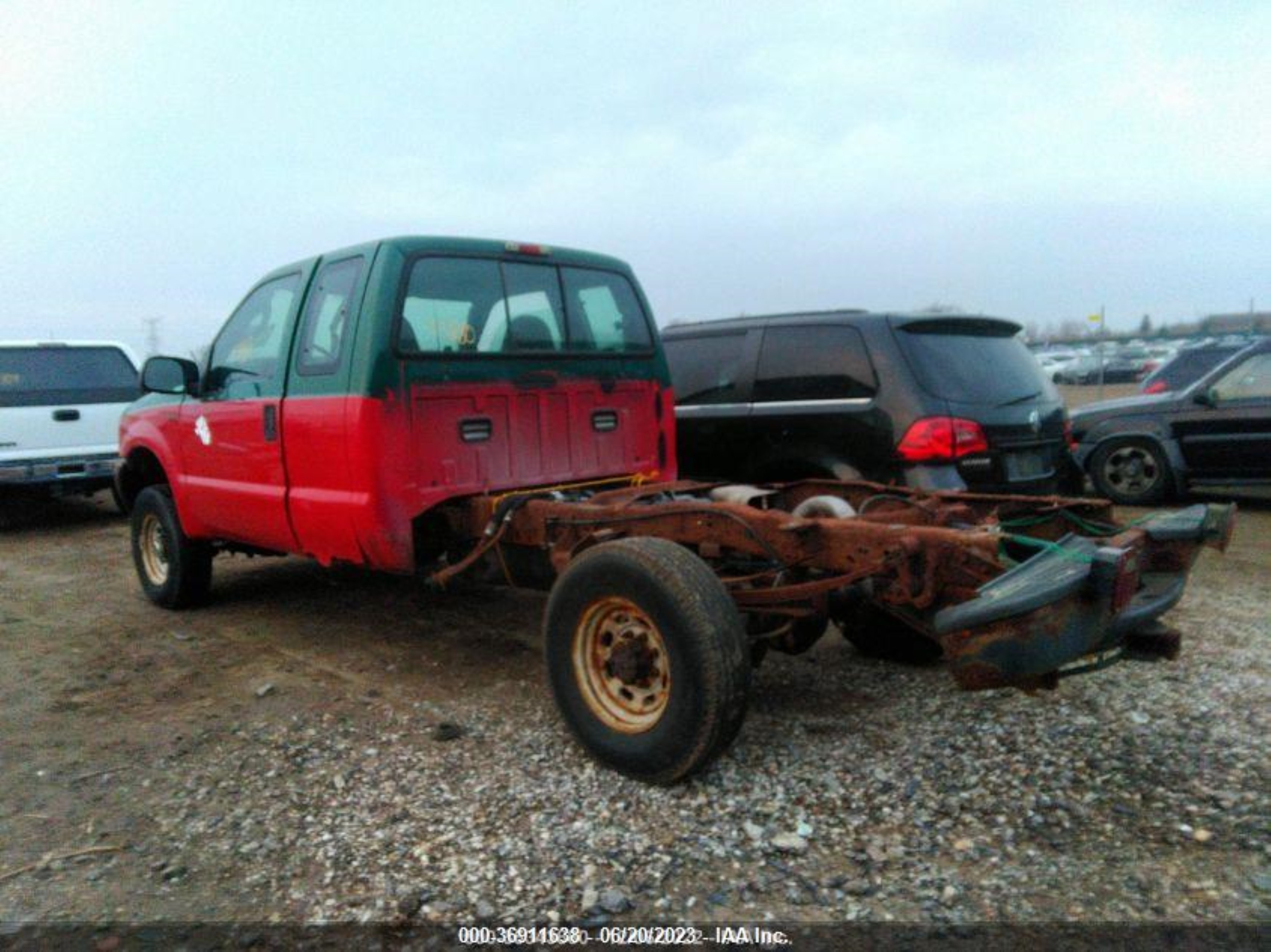 Photo 2 VIN: 1FTNX21L13EC43085 - FORD F250 