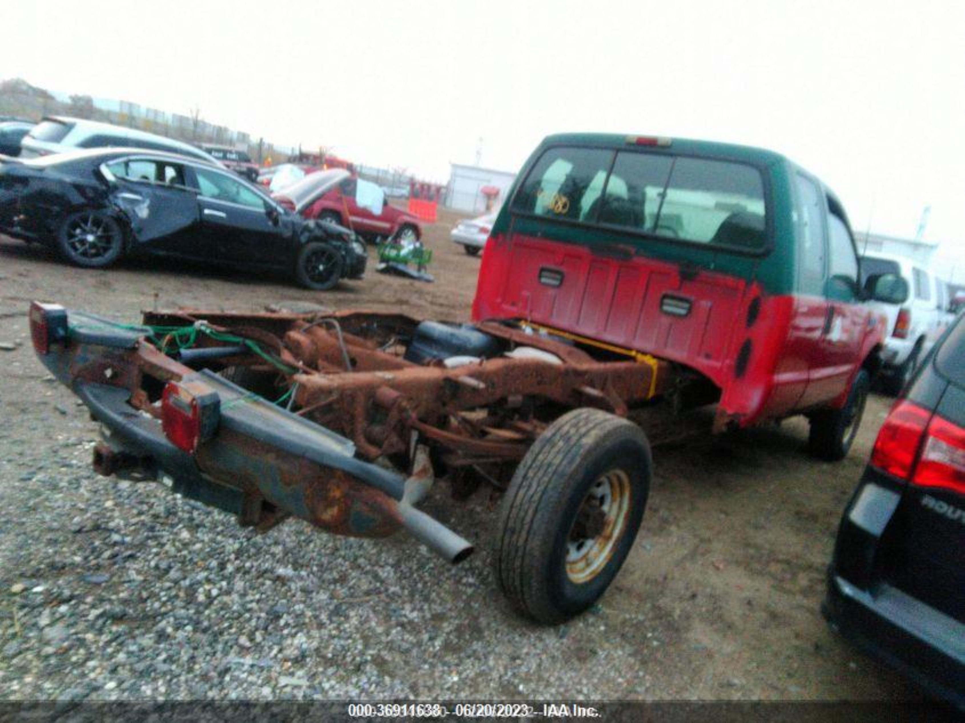 Photo 3 VIN: 1FTNX21L13EC43085 - FORD F250 