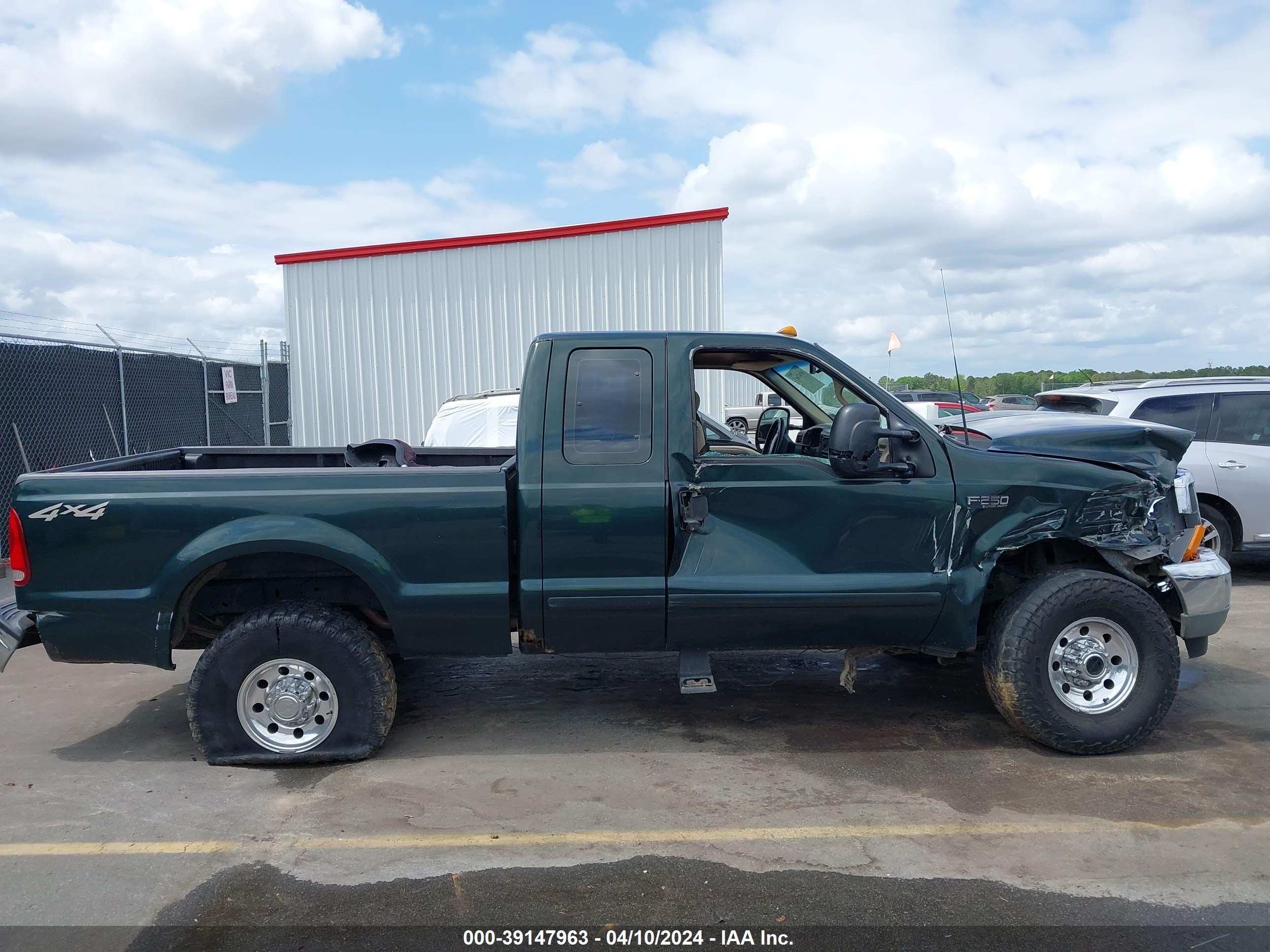 Photo 12 VIN: 1FTNX21L21EA96031 - FORD F250 