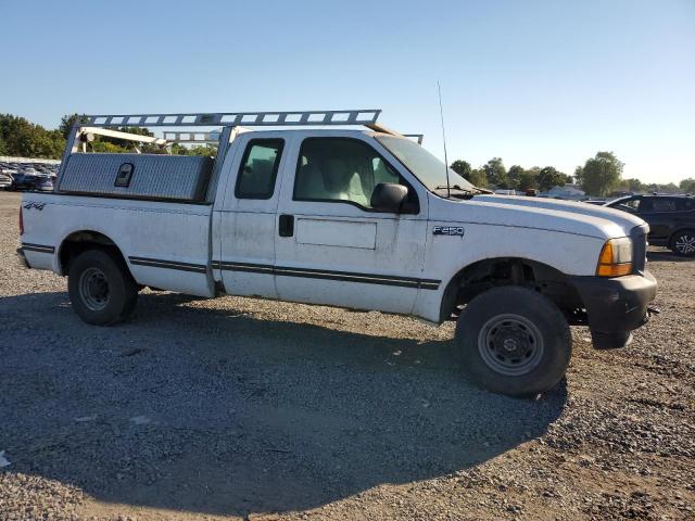 Photo 3 VIN: 1FTNX21L31EC32313 - FORD F250 SUPER 