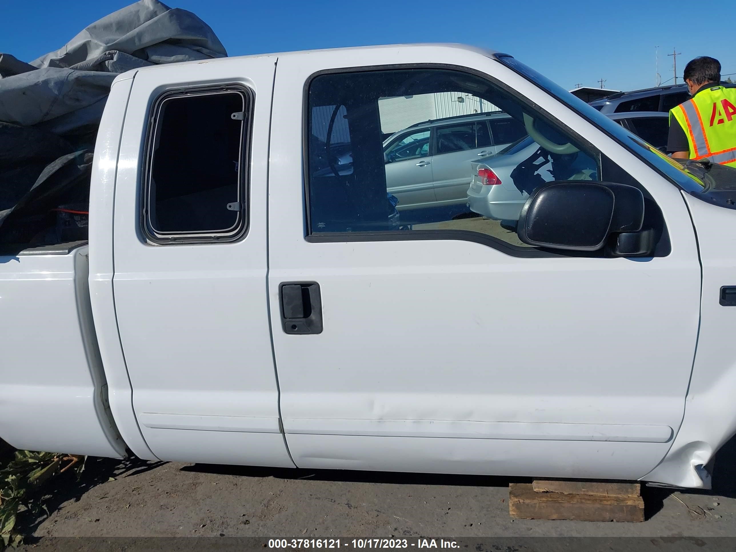 Photo 12 VIN: 1FTNX21L41ED10601 - FORD F250 