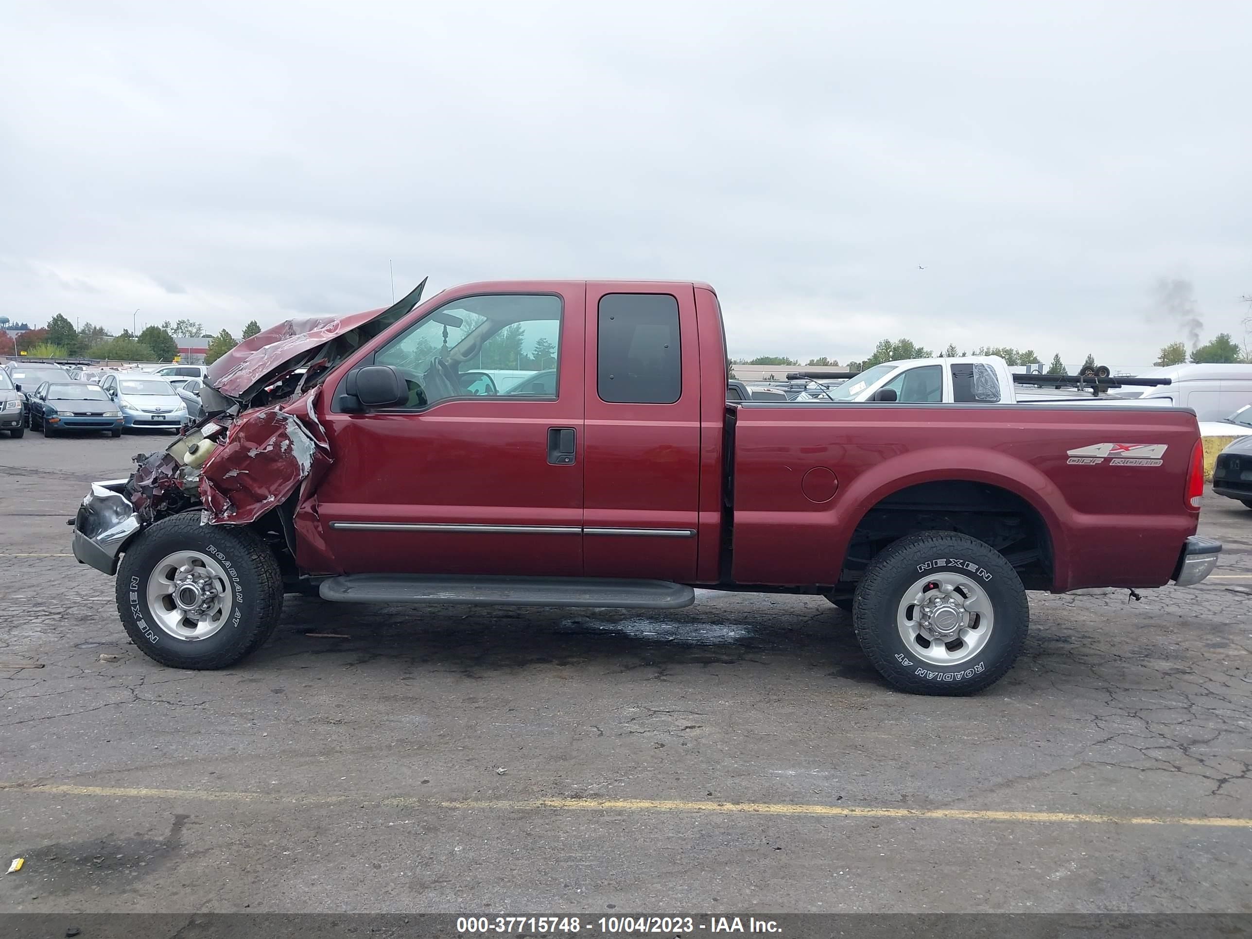 Photo 13 VIN: 1FTNX21L8XEE62227 - FORD F250 