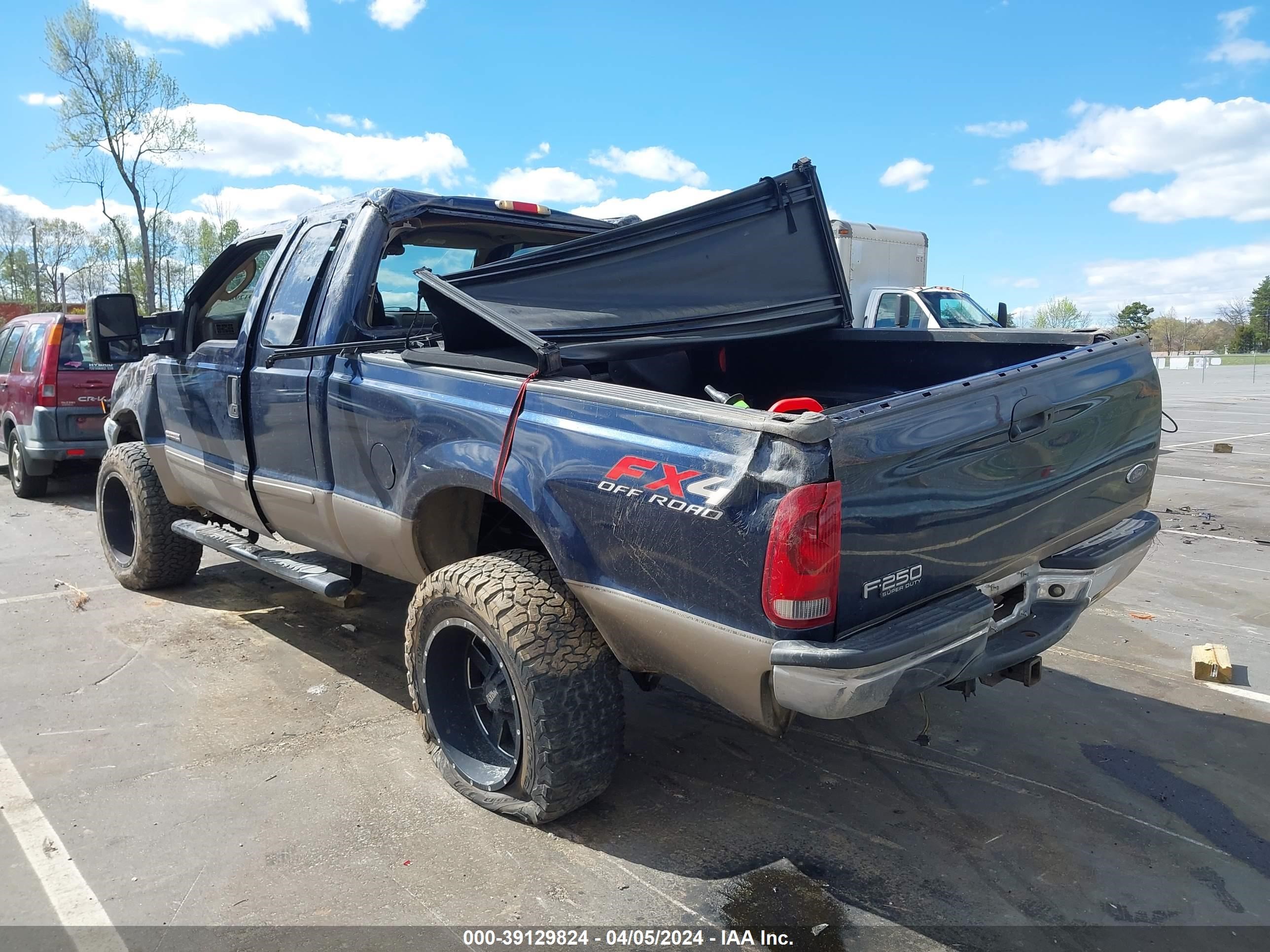 Photo 2 VIN: 1FTNX21P43ED43667 - FORD F250 