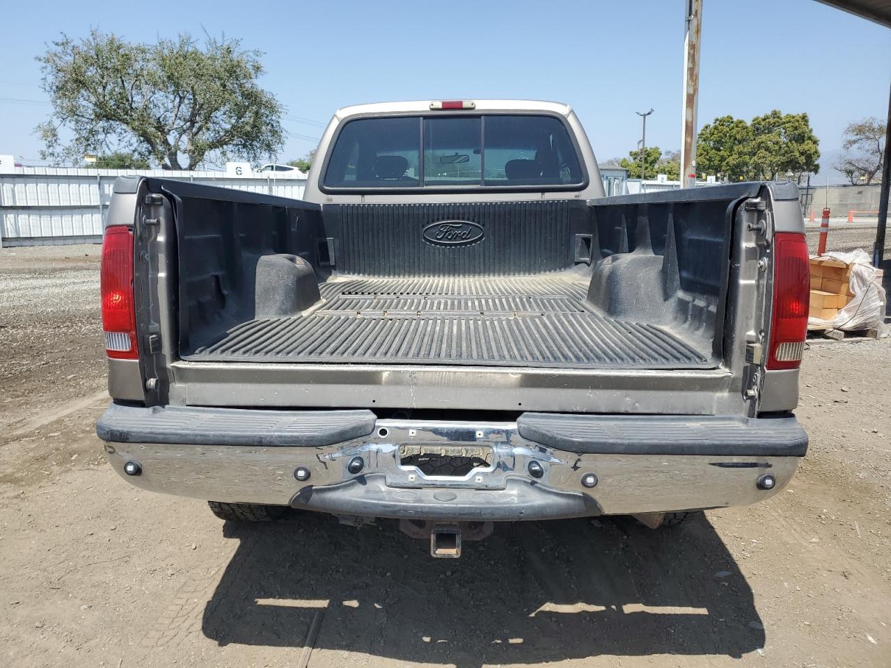 Photo 5 VIN: 1FTNX21P44EE03884 - FORD F250 