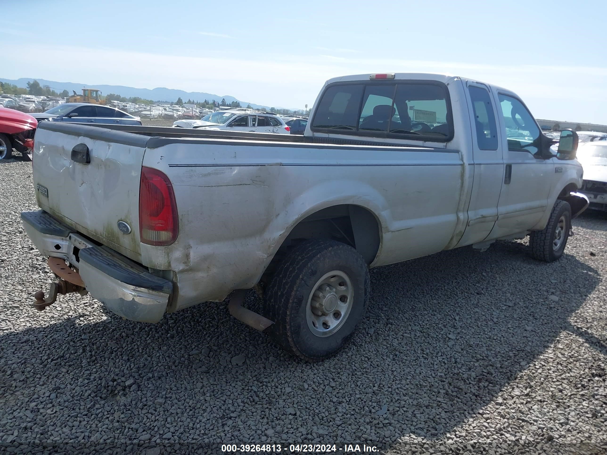 Photo 3 VIN: 1FTNX21S03EB97224 - FORD F250 