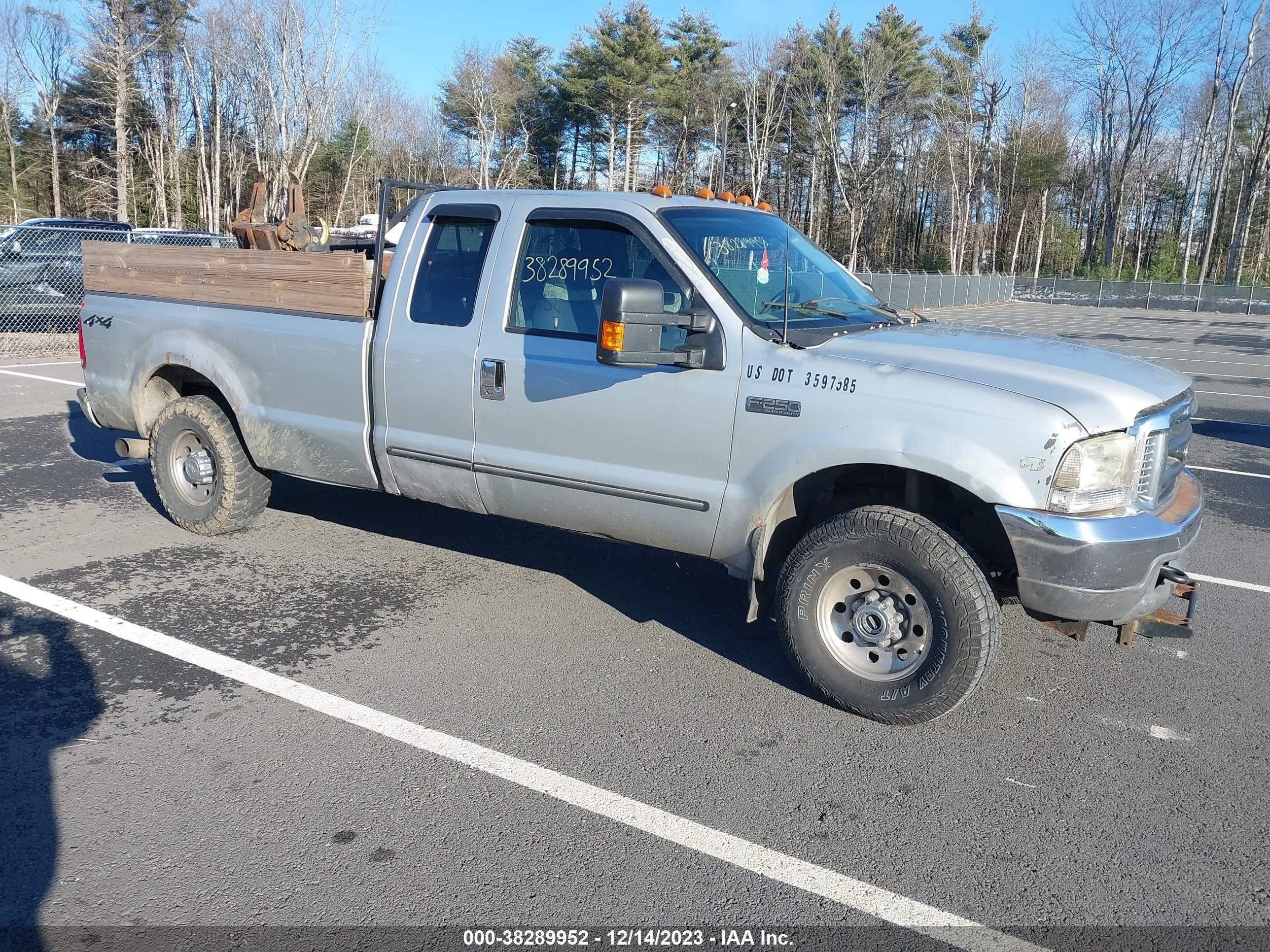 Photo 1 VIN: 1FTNX21S3YED39007 - FORD F250 