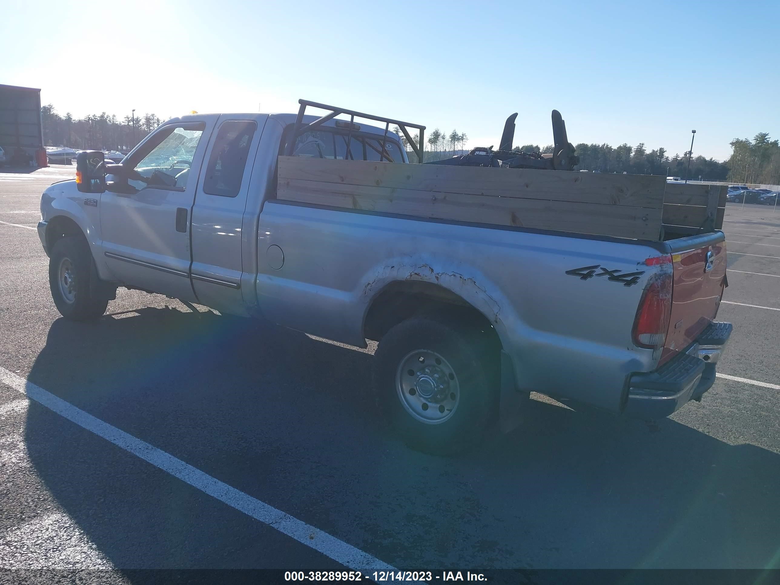 Photo 3 VIN: 1FTNX21S3YED39007 - FORD F250 