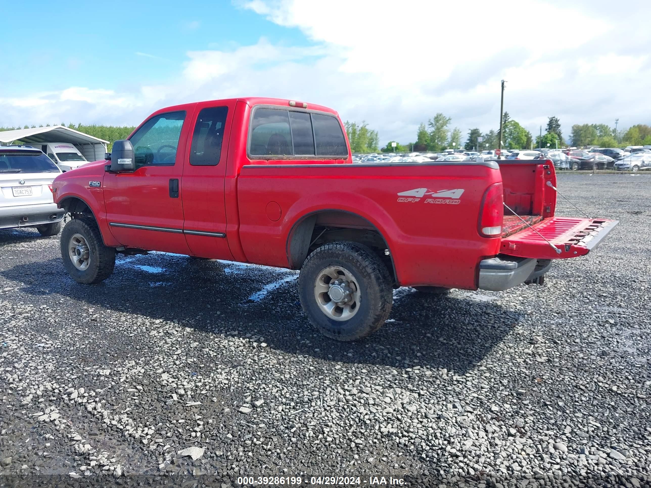 Photo 2 VIN: 1FTNX21S4XEE70476 - FORD F250 