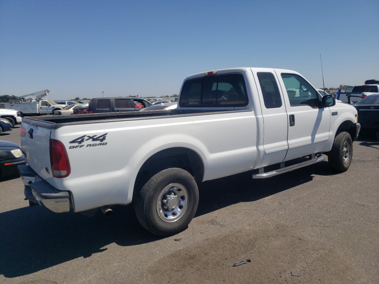 Photo 2 VIN: 1FTNX21S51EB04534 - FORD F250 