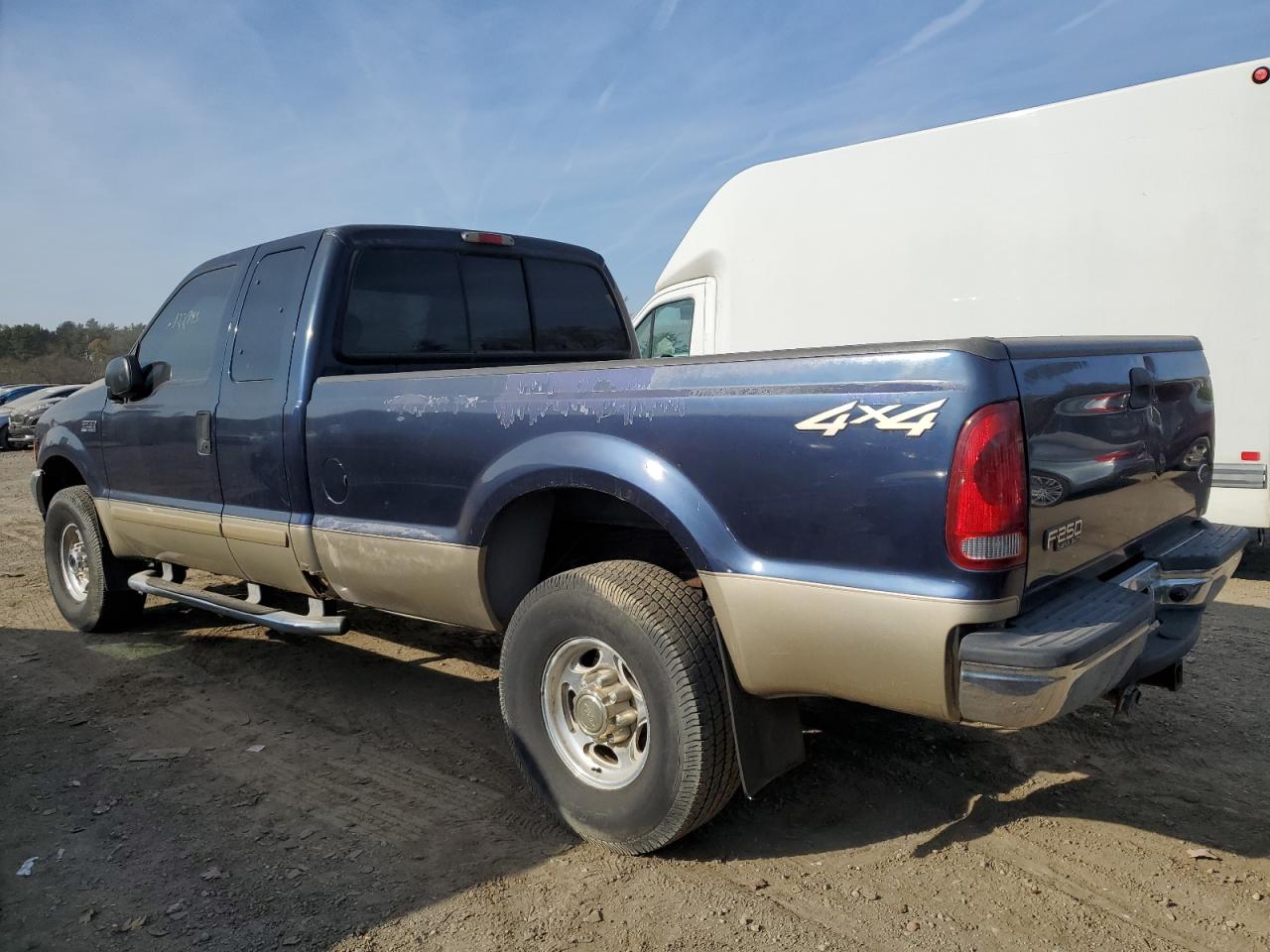 Photo 2 VIN: 1FTNX21S81EC82910 - FORD F250 