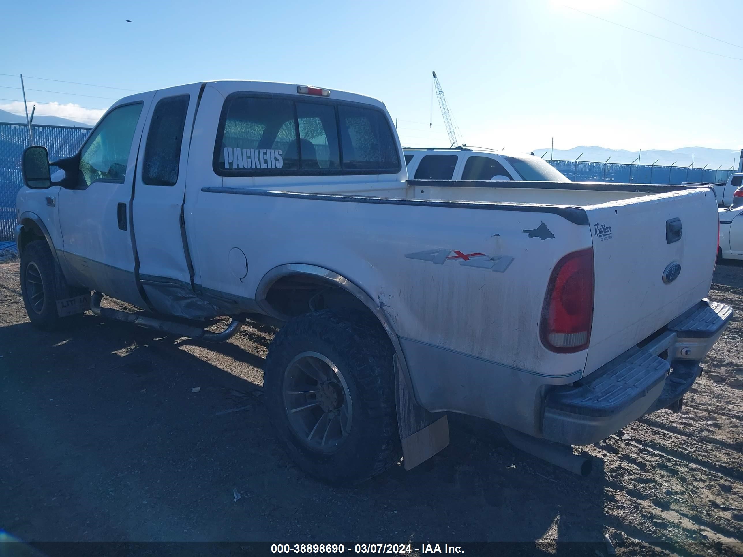 Photo 2 VIN: 1FTNX21S8XEA04436 - FORD F250 